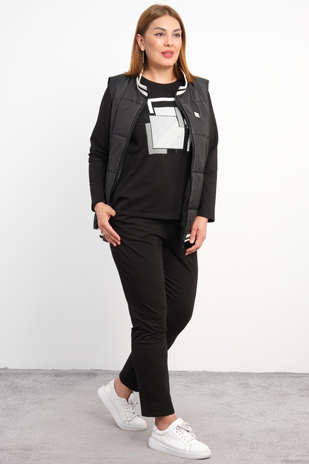 Super Plus Size Womens Three-Piece Sports Set-Black