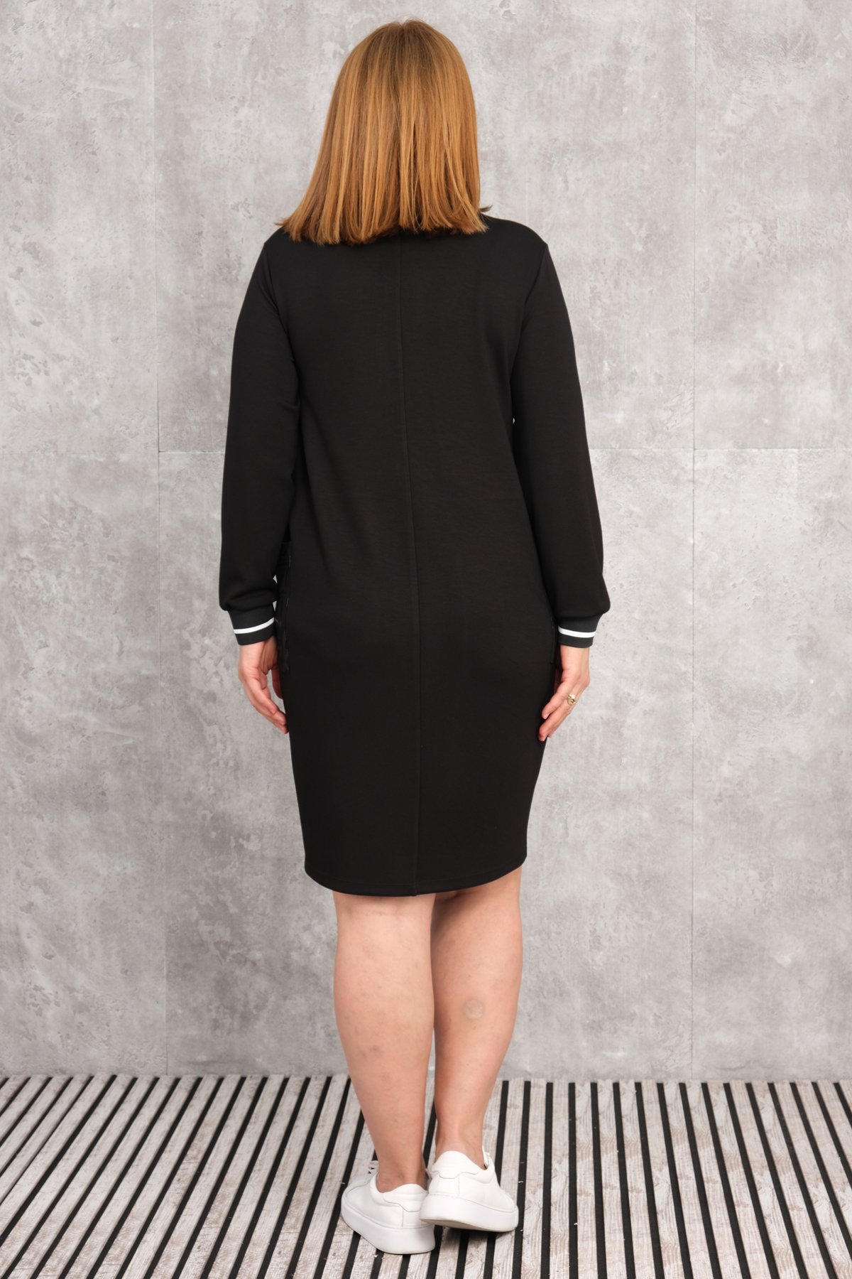 Plus Size Sports Dress-Black