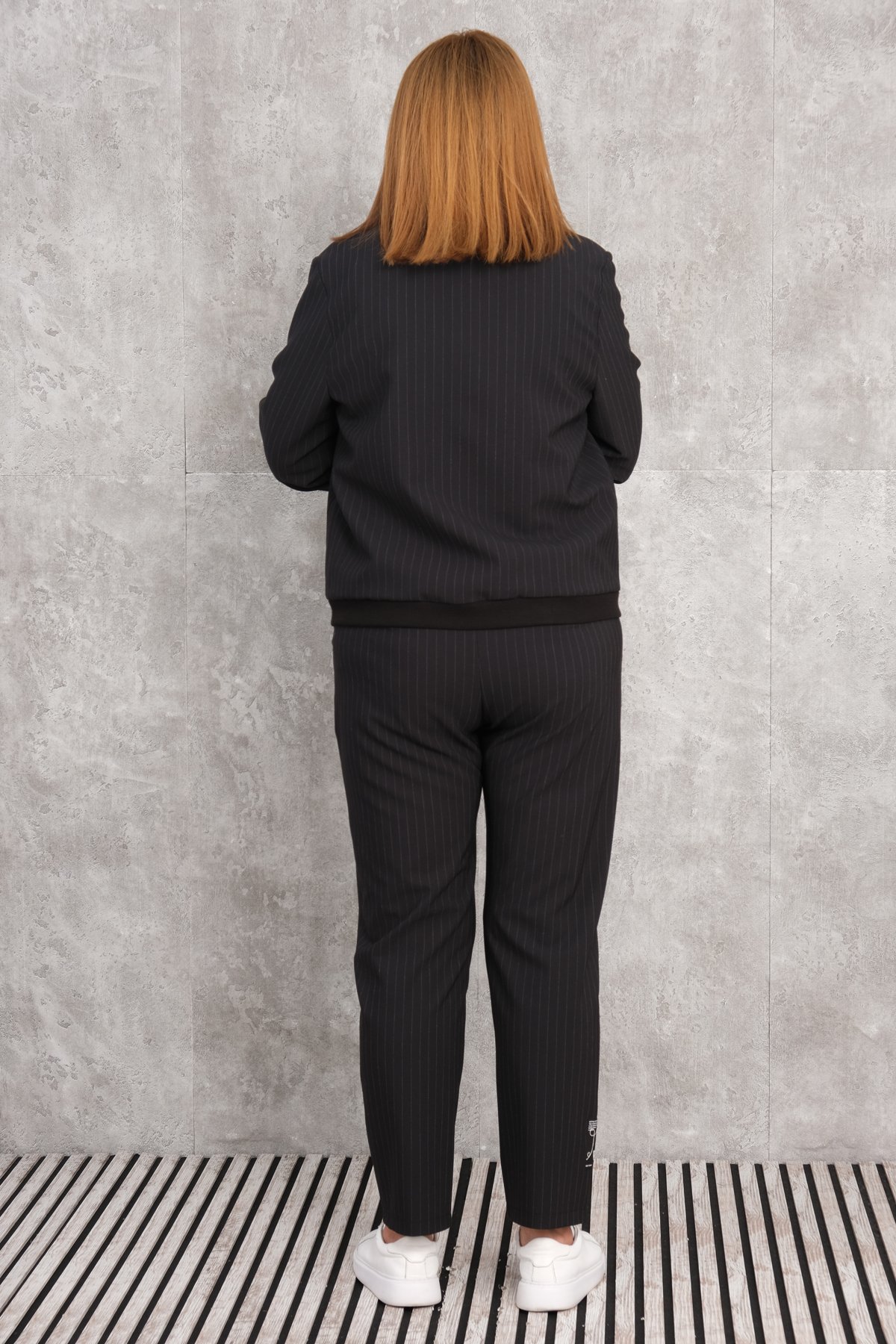 Super Plus Size Womens Two-Piece Sports Set-Black