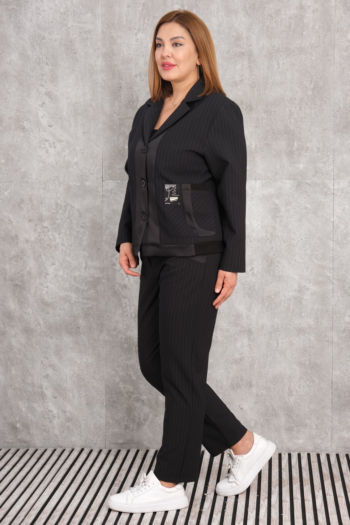 Super Plus Size Womens Two-Piece Sports Set-Black