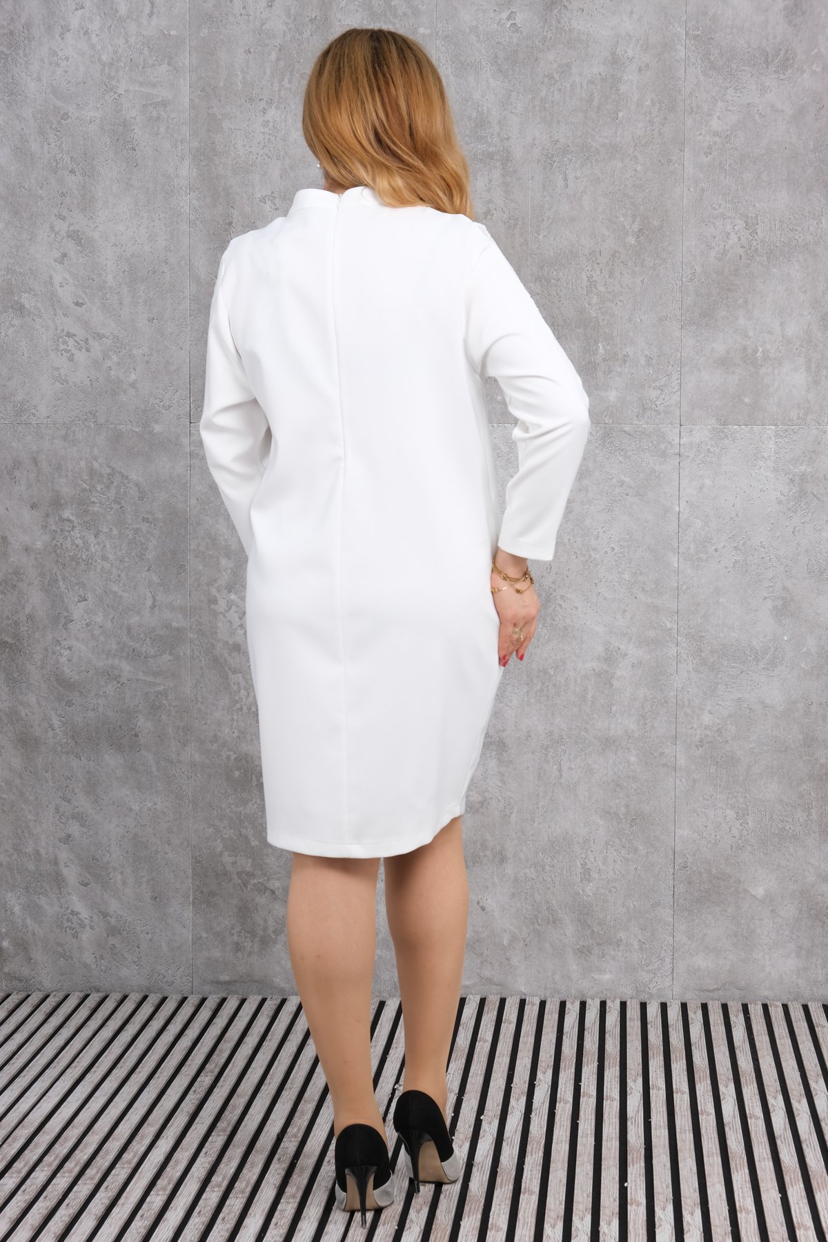 Платье больших размеров-Белый