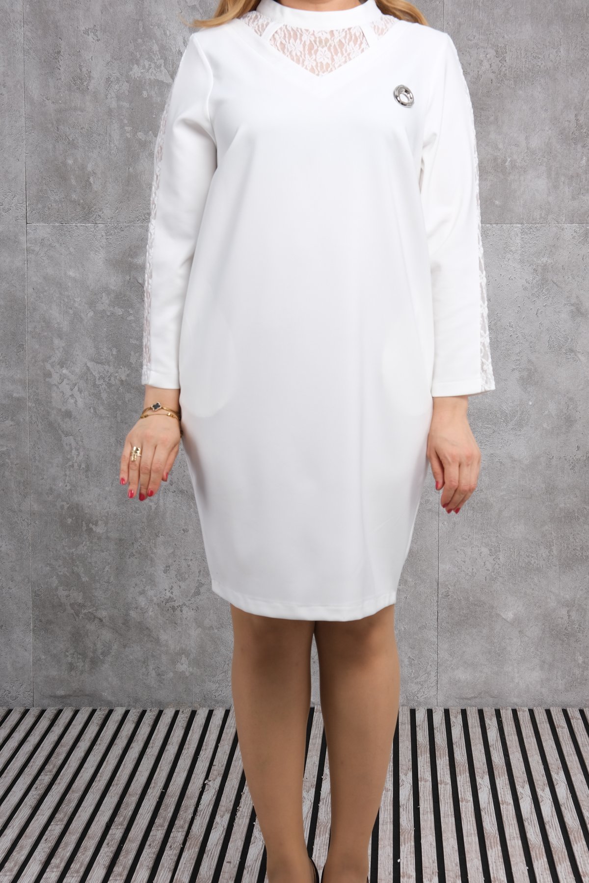 Платье больших размеров-Белый