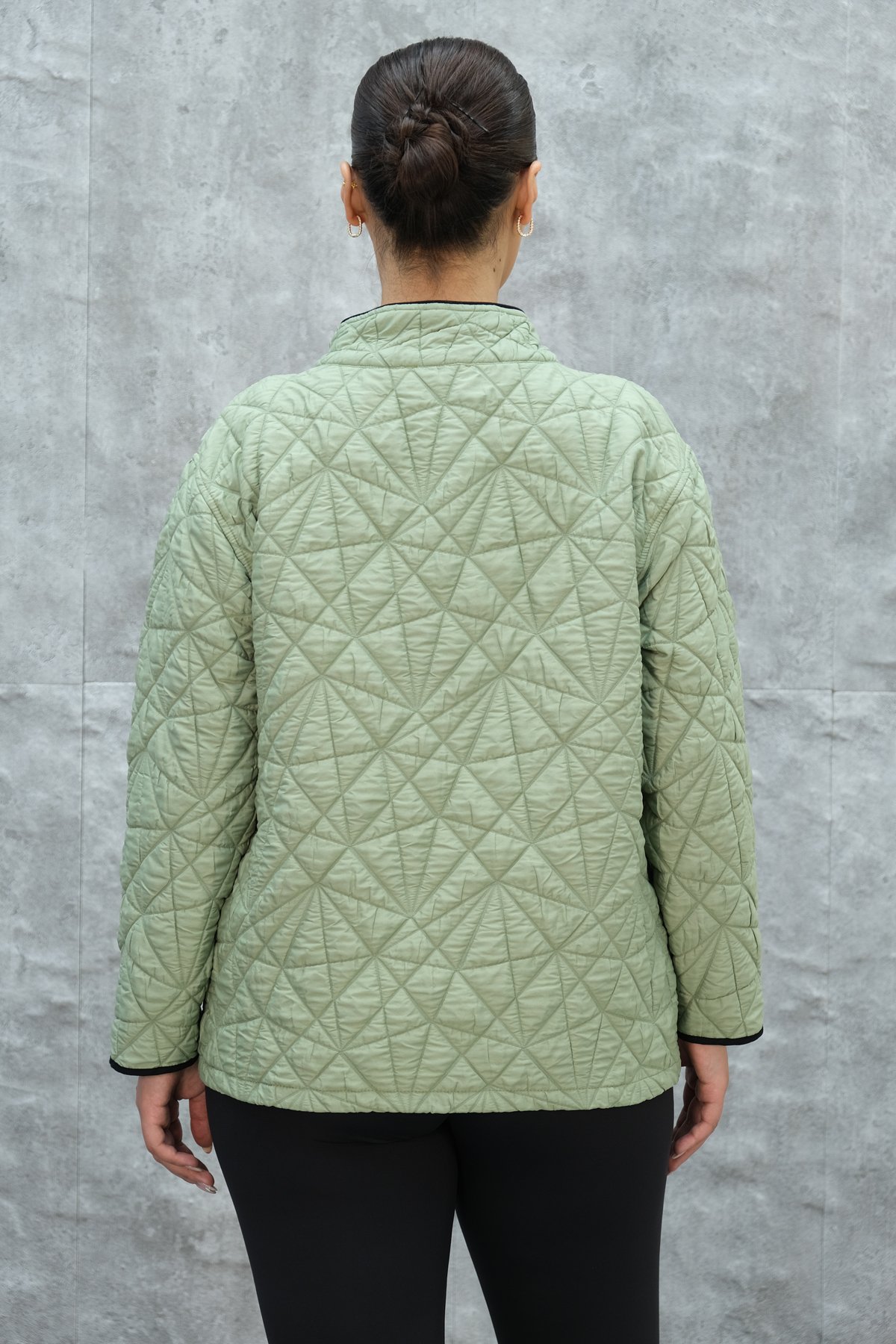 جاكيت رياضي قصير مقاس كبير-الأخضر