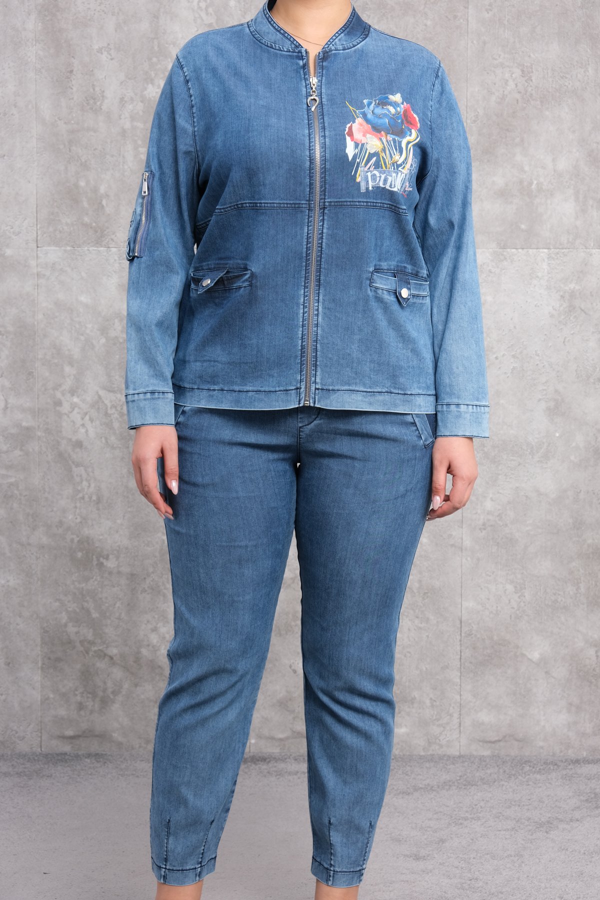 طقم رياضي نسائي مقاس كبير مكون من قطعتين-الأزرق