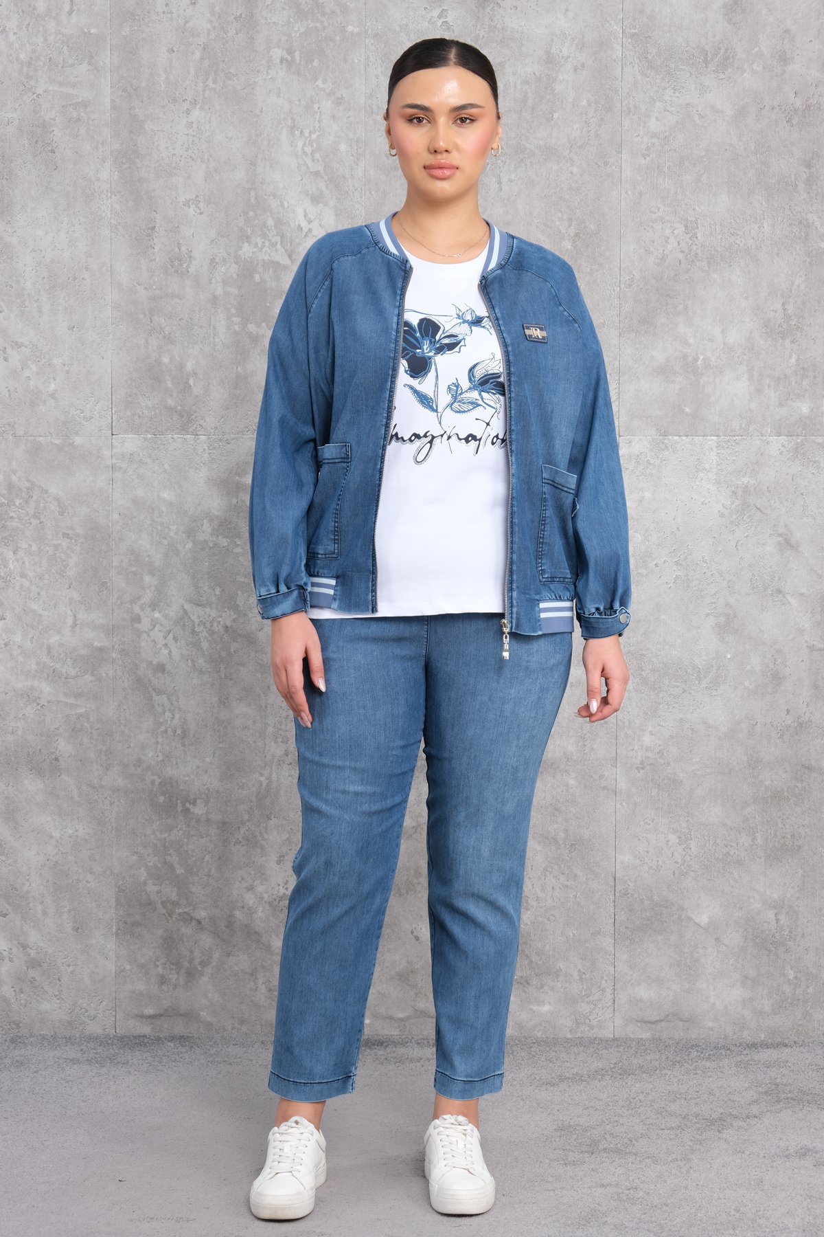 طقم رياضي نسائي مقاس كبير مكون من ثلاث قطع-الأزرق