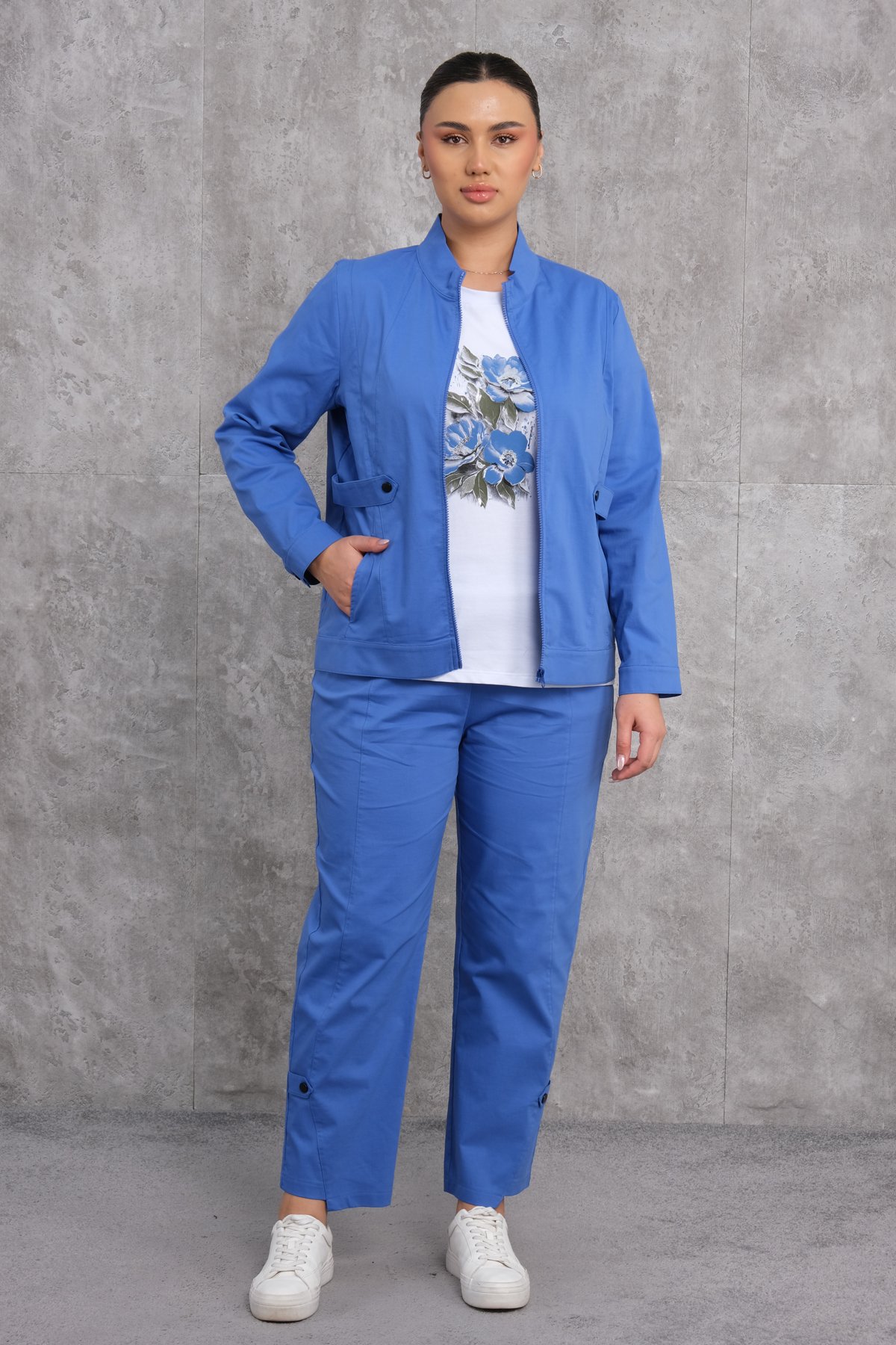 Plus Size Womens Three-Piece Sports Set-Bright Blue