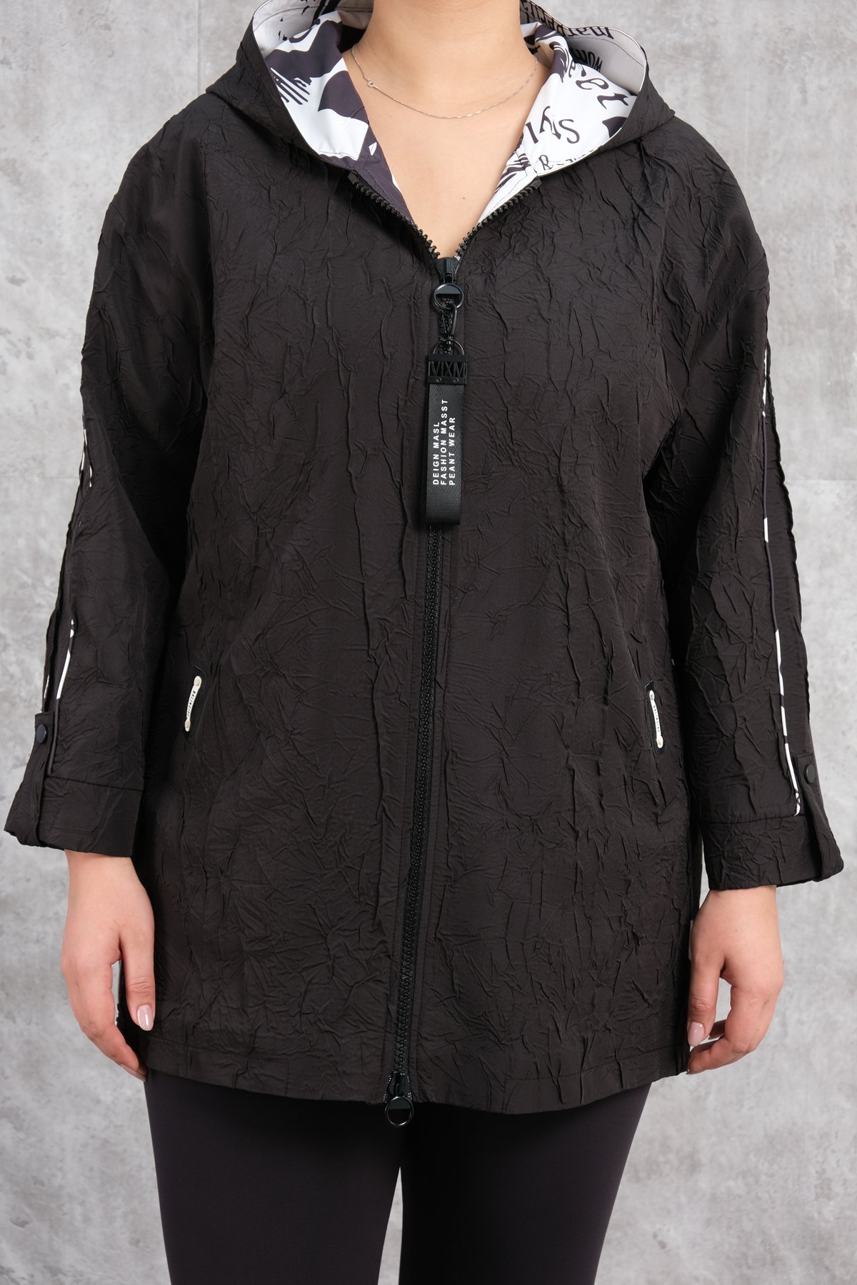 معطف ترنش مقاس كبير-الأسود