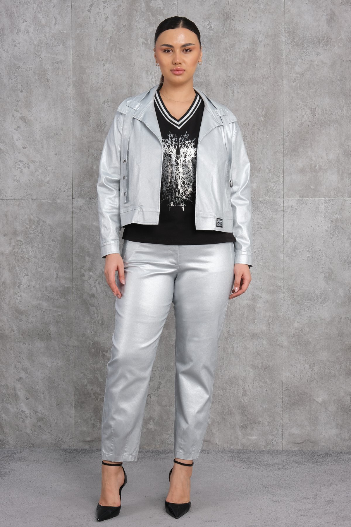 طقم من ثلاث قطع مقاس كبير-الرمادي