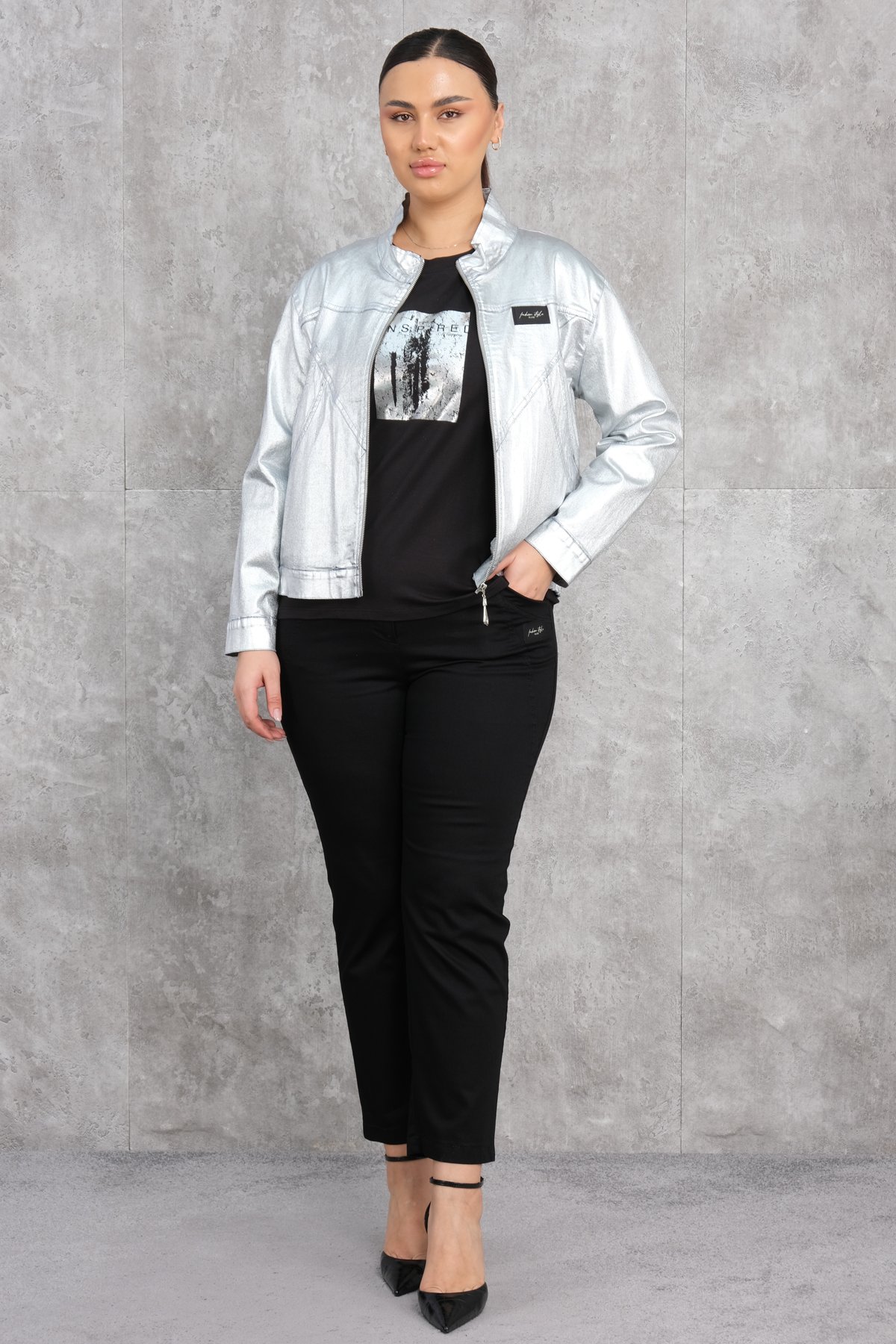 طقم من ثلاث قطع مقاس كبير-الرمادي