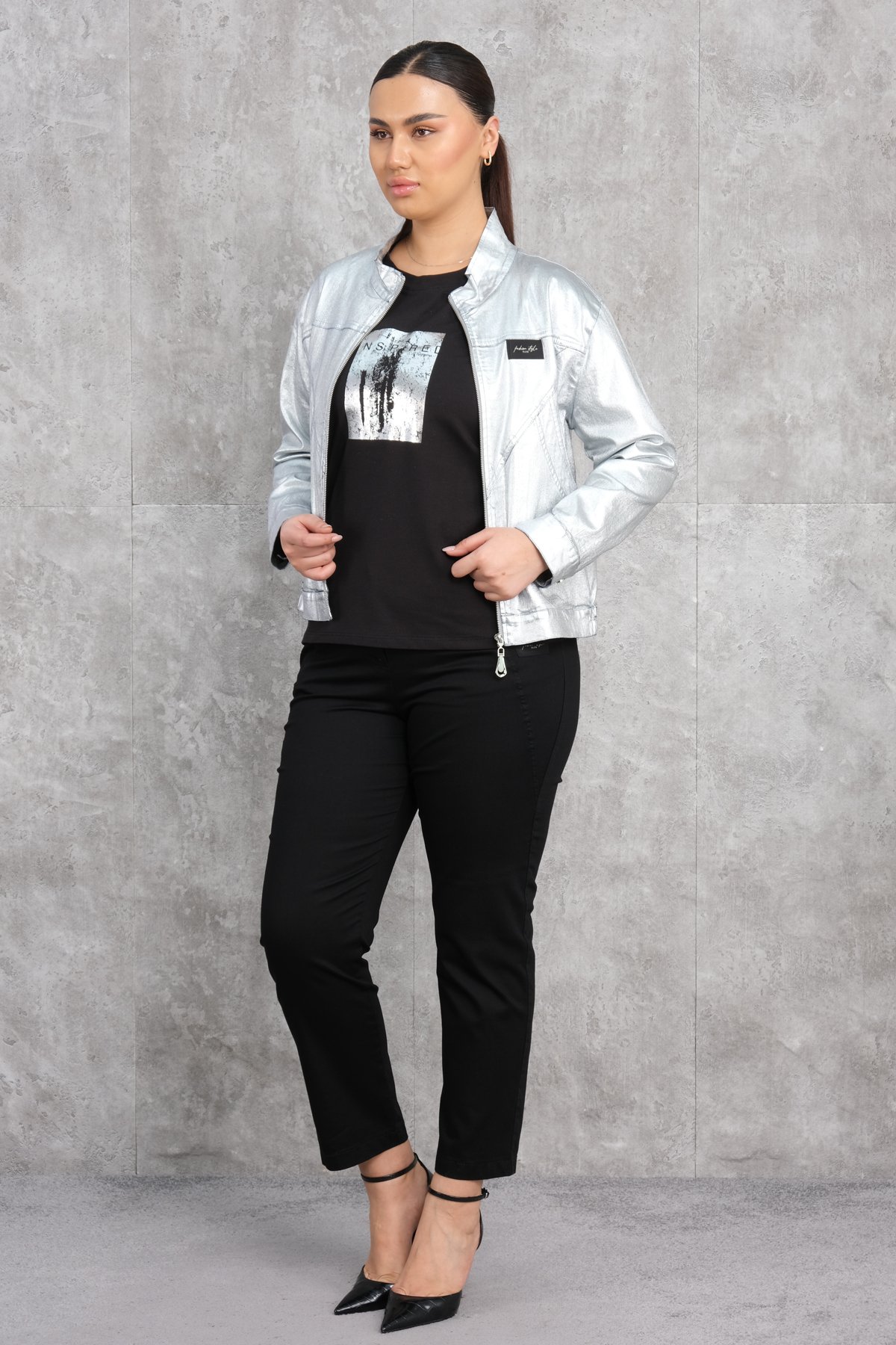 طقم من ثلاث قطع مقاس كبير-الرمادي