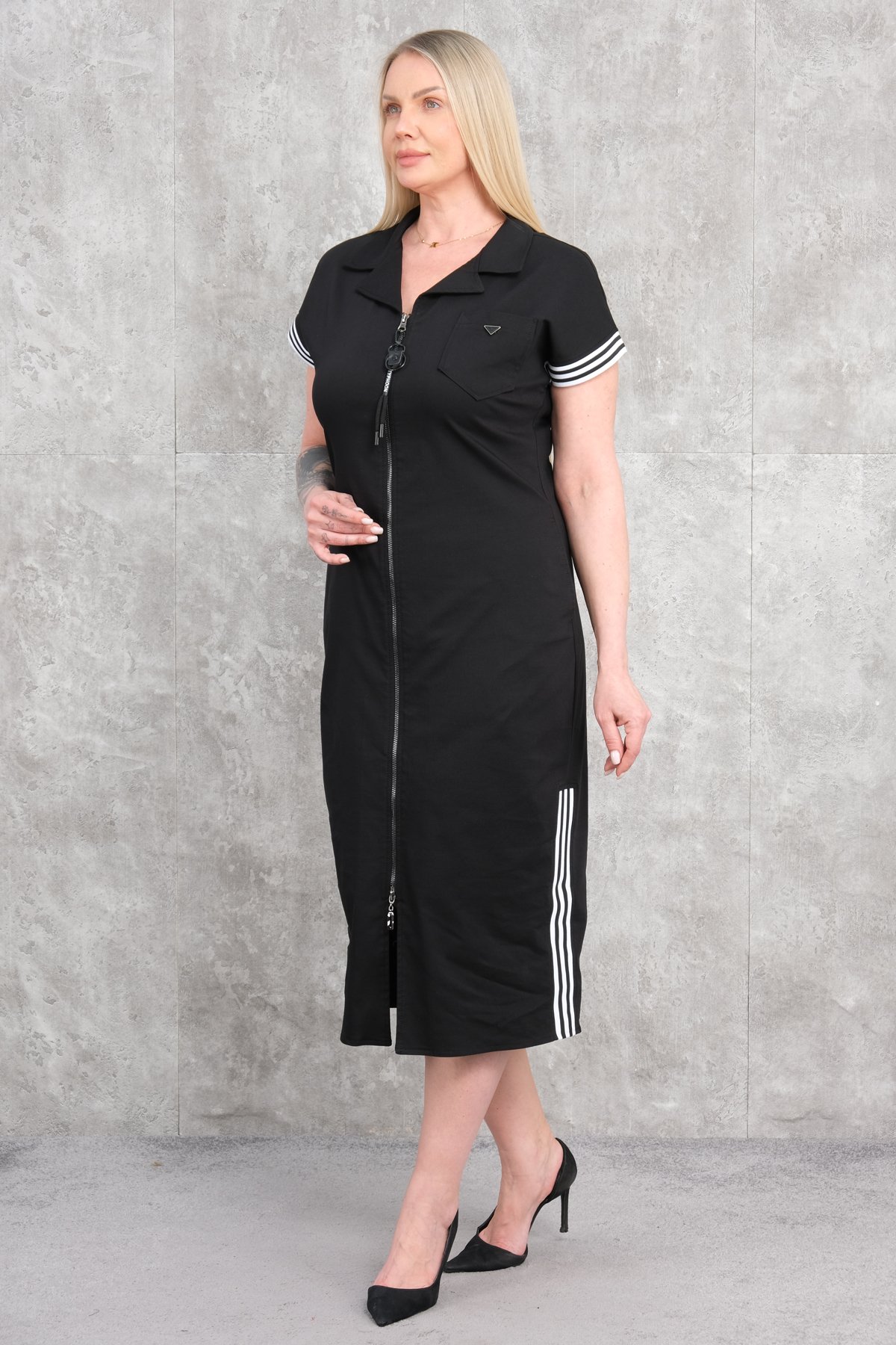 Casual Plus Size Dress-Black