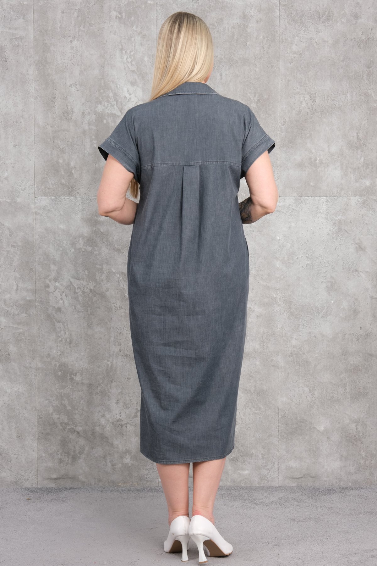 Джинсовое платье больших размеров-Серый