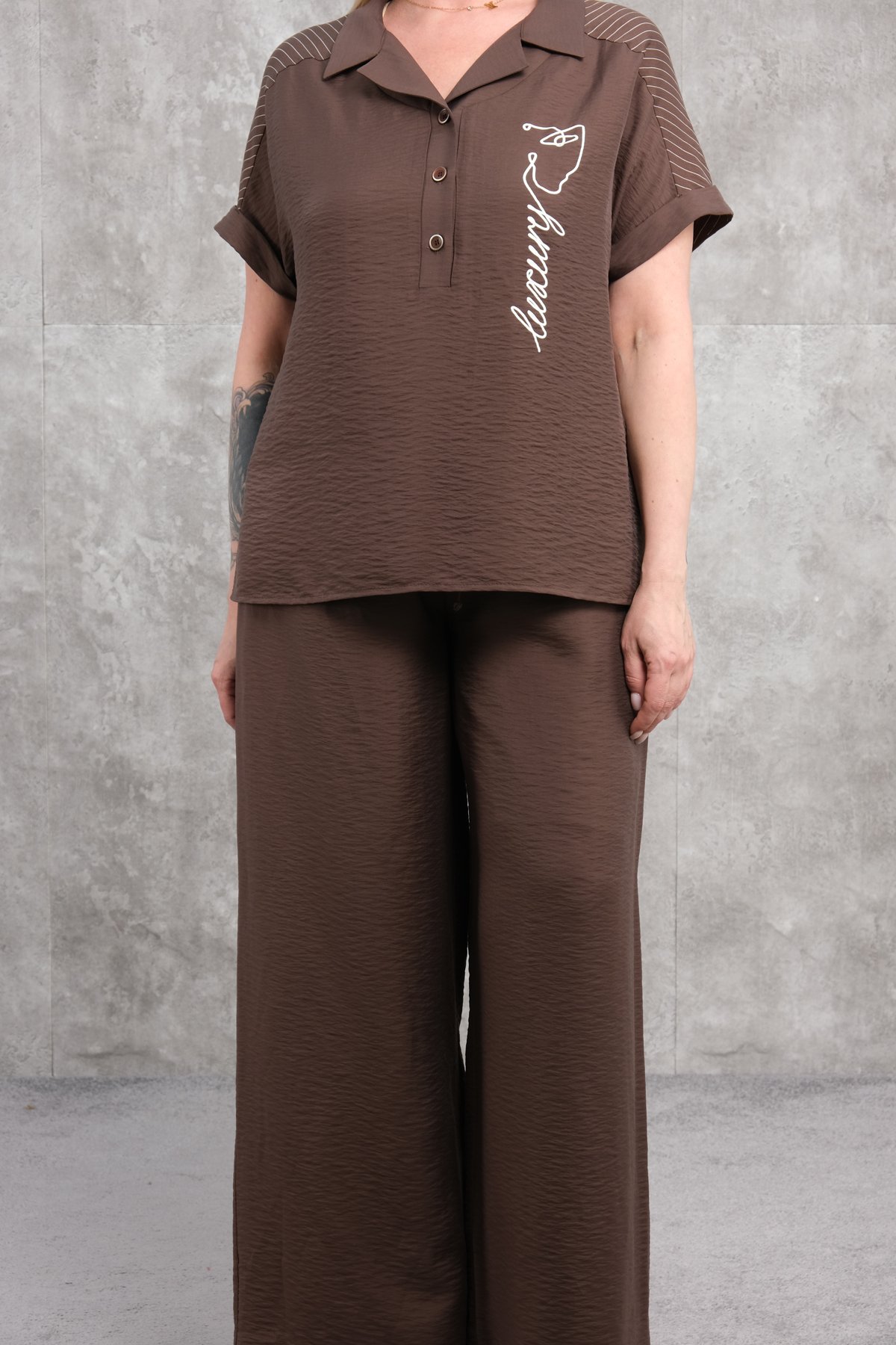 Комплект из двух предметов больших размеров-Коричневый