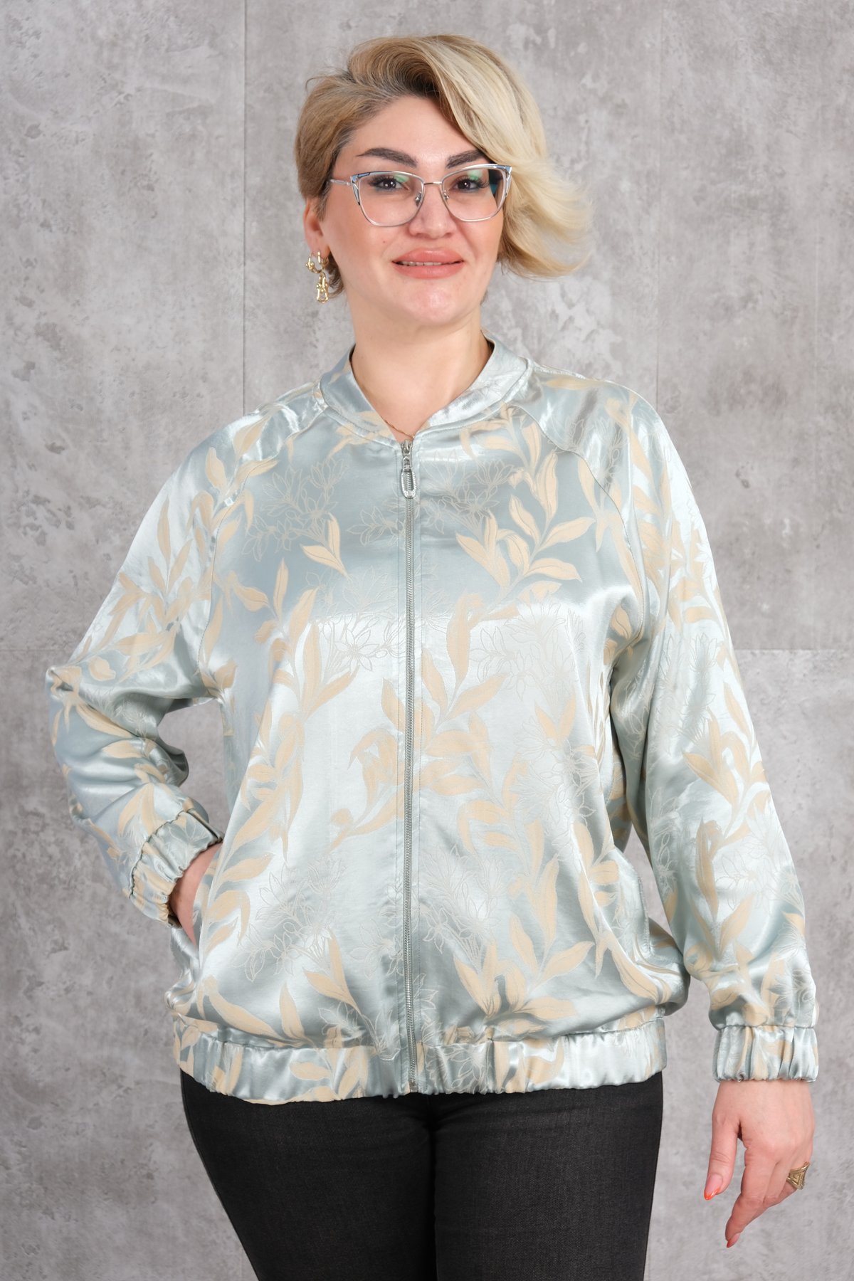 جاكيت رياضي قصير مقاس كبير-الأخضر