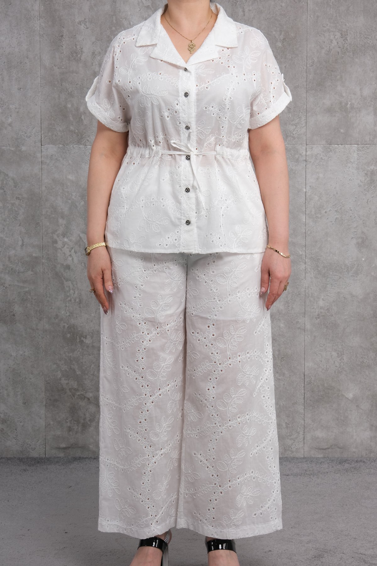 Комплект из двух предметов больших размеров-Белый