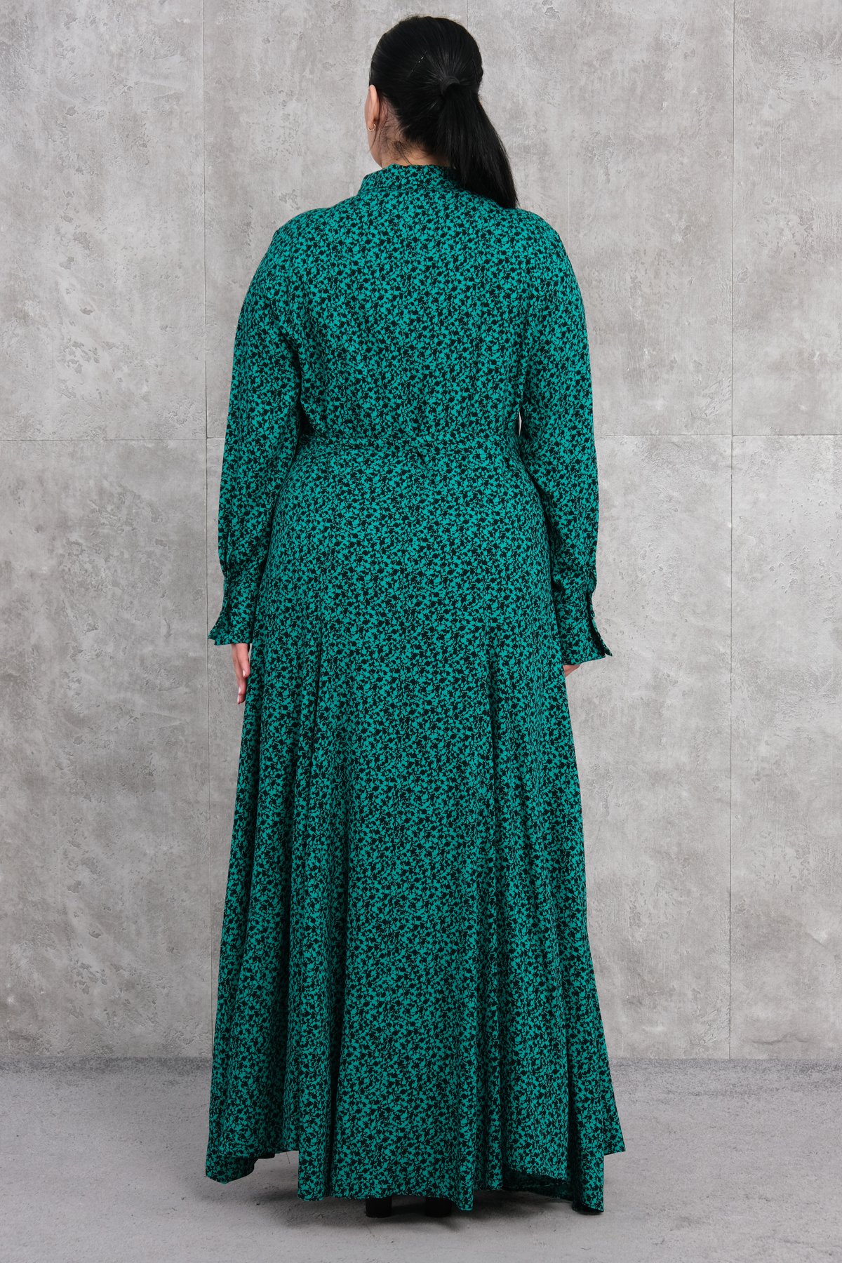 فستان طويل مقاس كبير-الأخضر