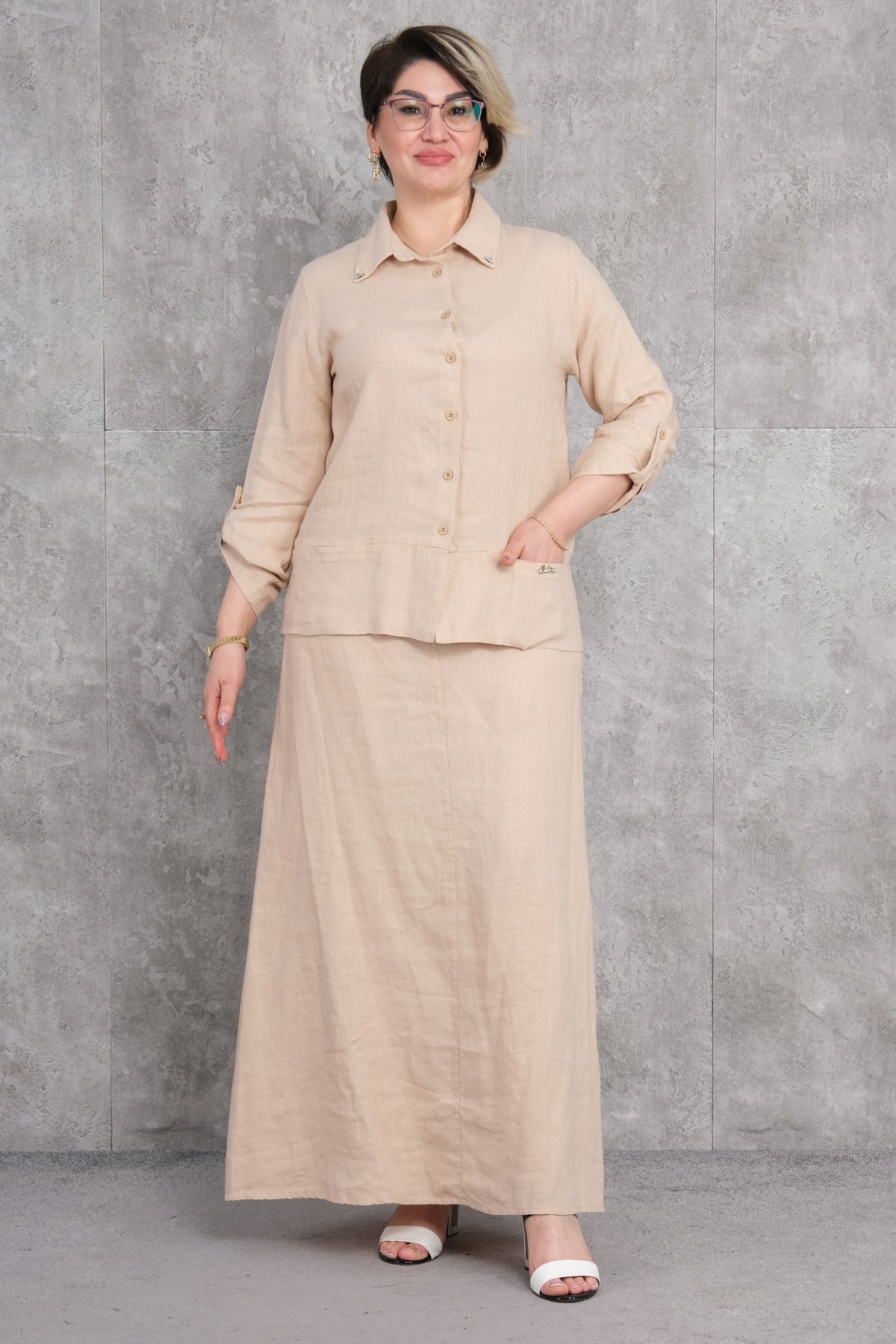 طقم من قطعتين مقاس كبير-البيج