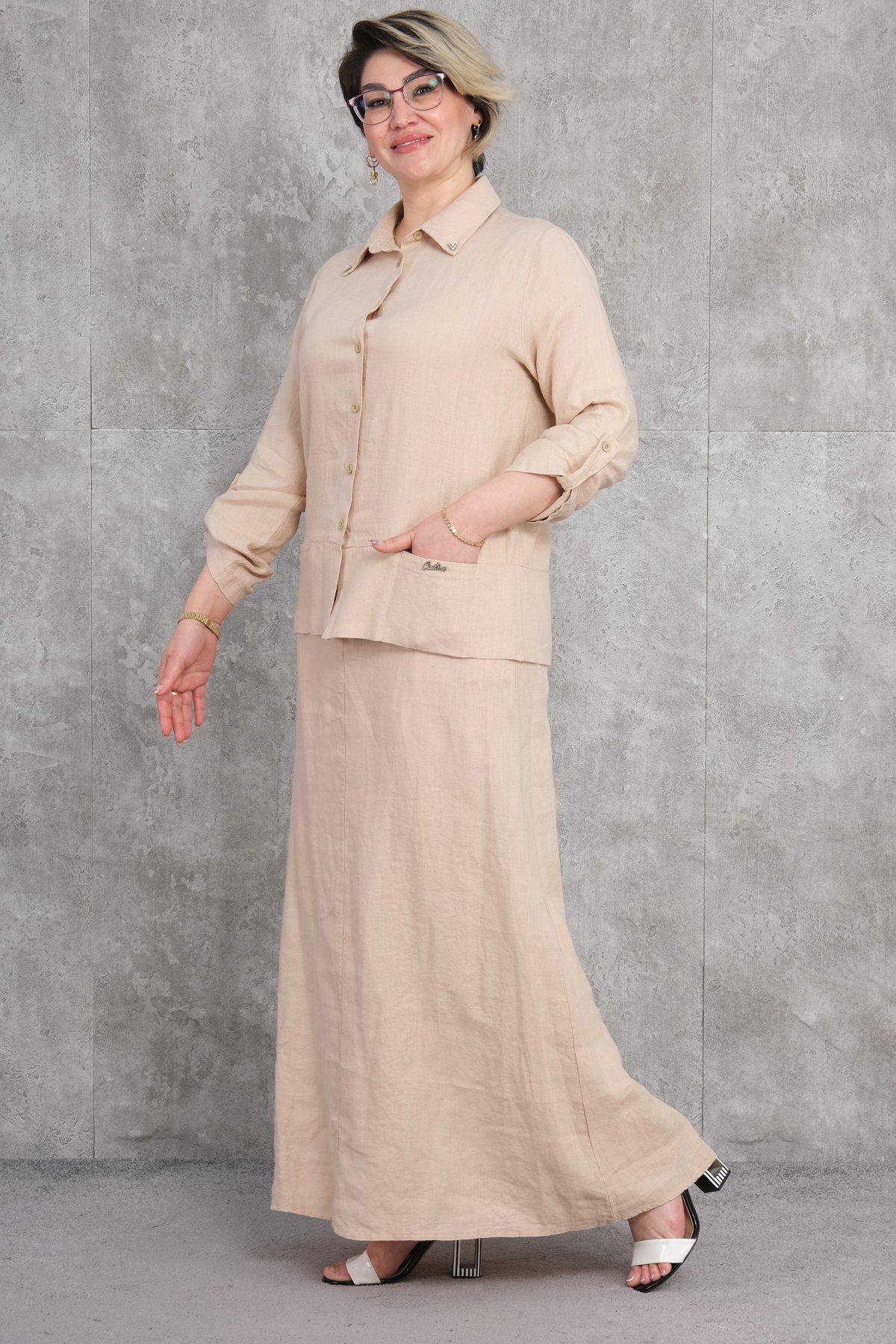 طقم من قطعتين مقاس كبير-البيج