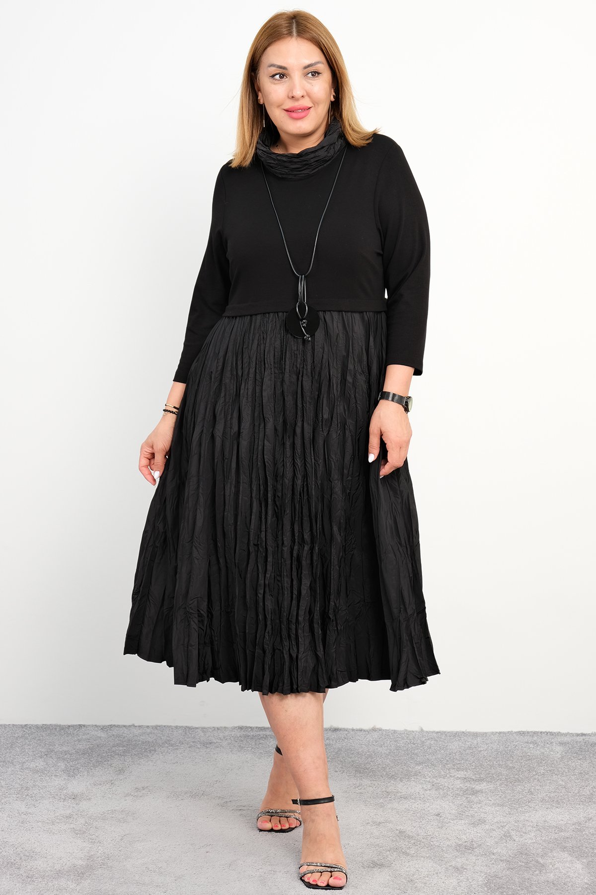 Casual Plus Size Dress-Black