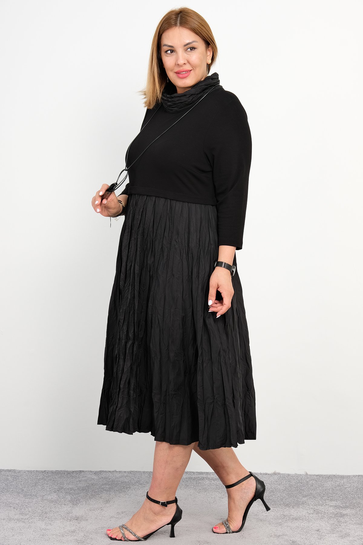 Casual Plus Size Dress-Black