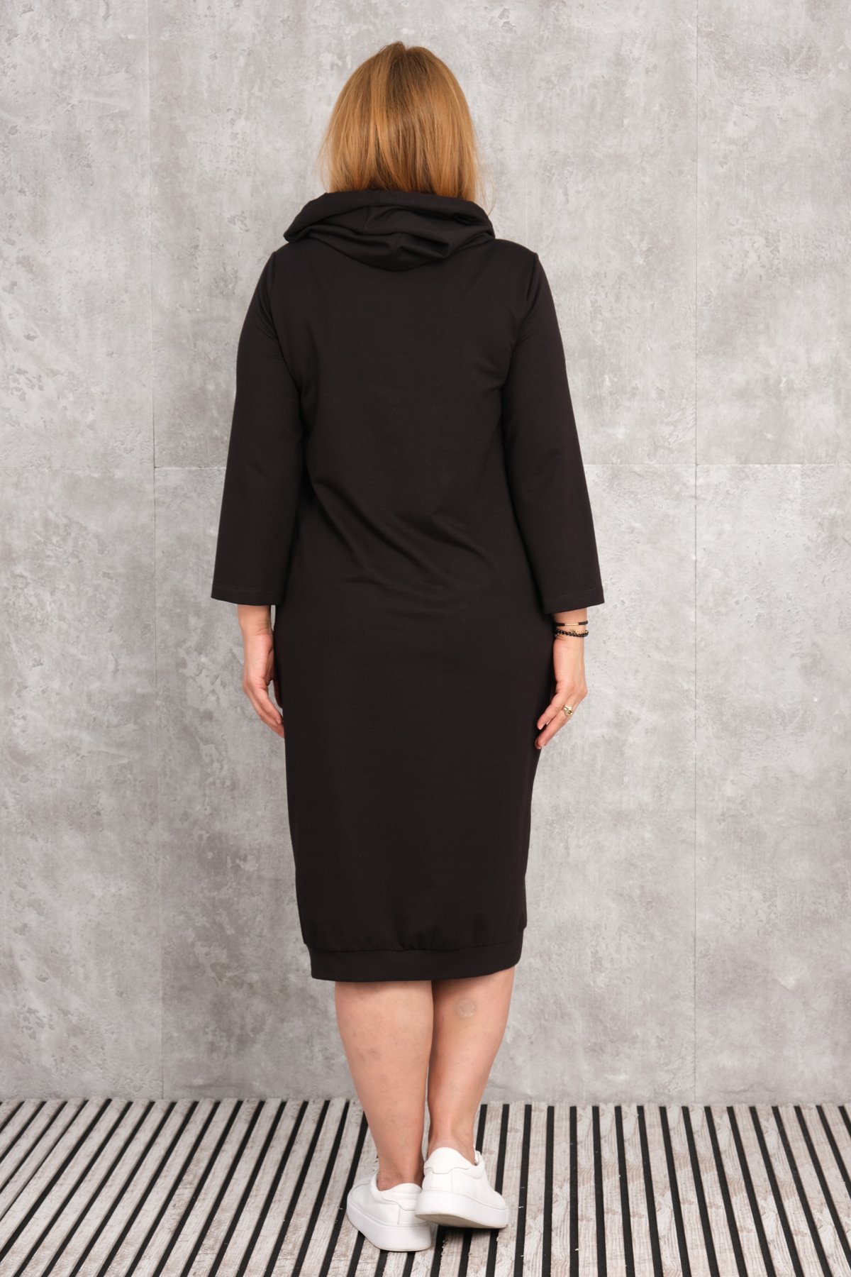 Plus Size Sports Dress-Black