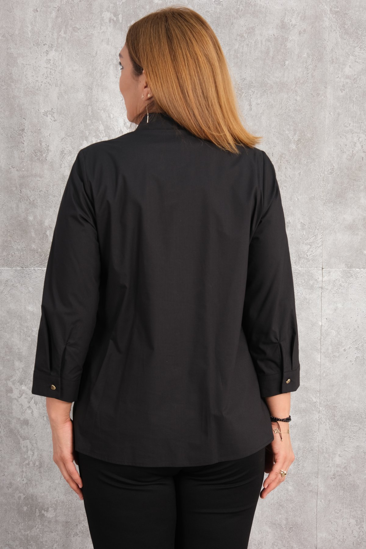 Plus Size Shirt-Black