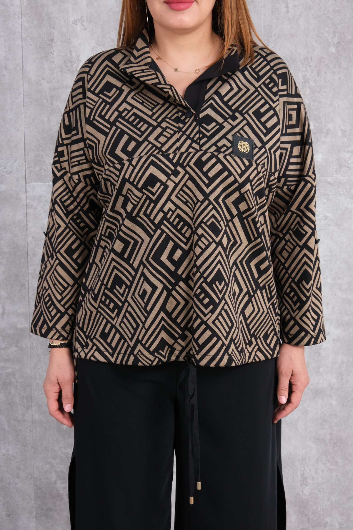 Super Plus Size Printed Blouse-Brown