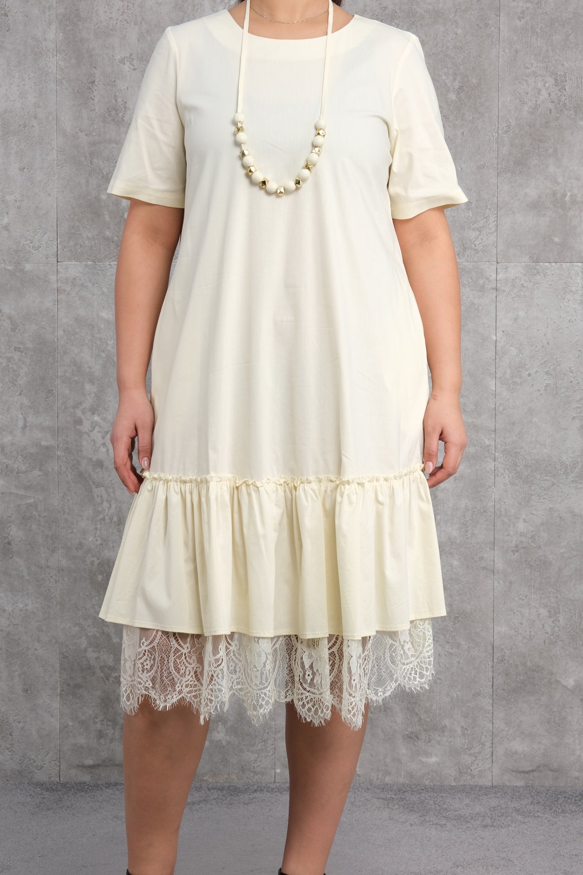 فستان بمقاسات سوبر كبيرة-الأصفر