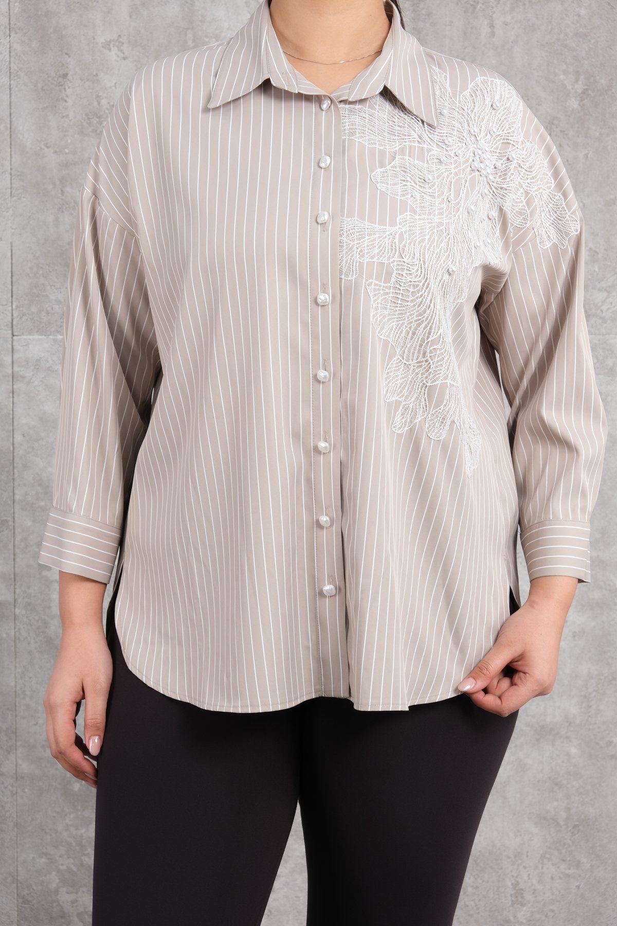 Super Plus Size Shirt-Beige