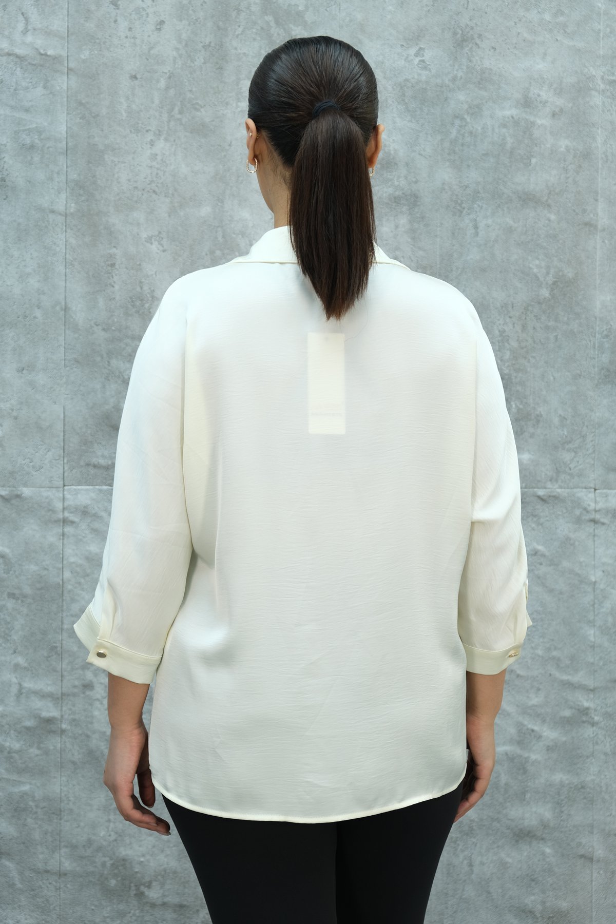 بلوزة بمقاسات سوبر كبيرة-الأصفر