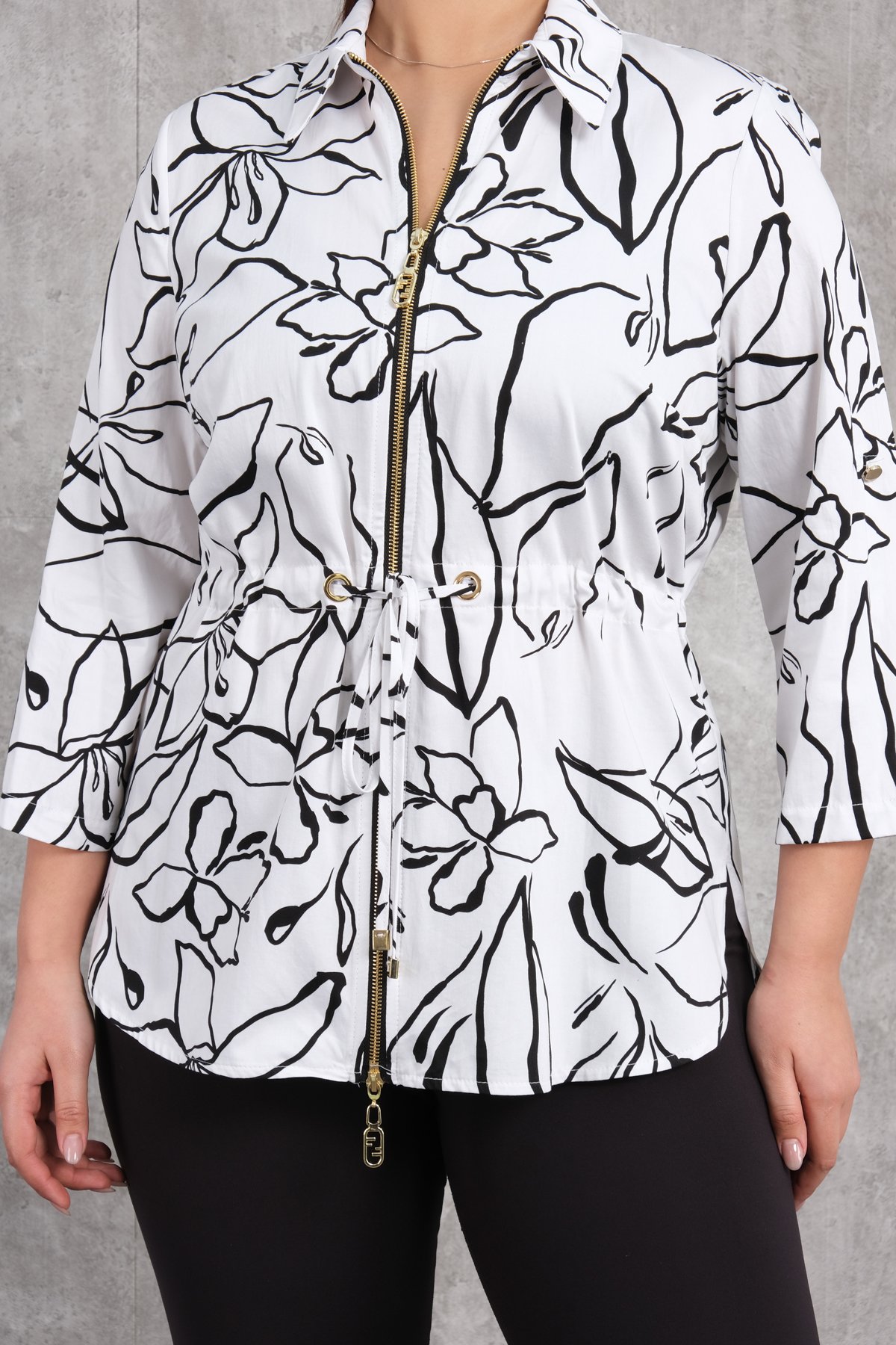 بلوزة بمقاسات سوبر كبيرة-الأسود