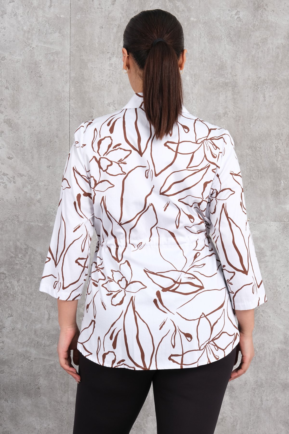 بلوزة مقاس كبير-البني