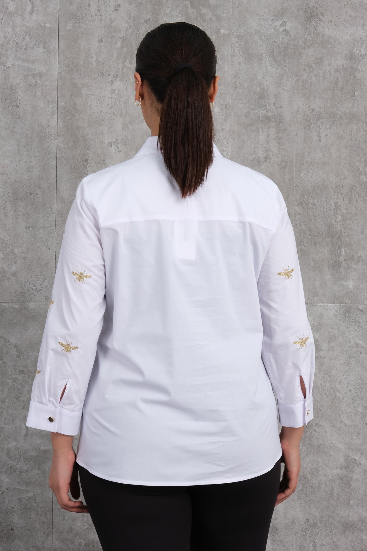 قميص بمقاسات سوبر كبيرة-الأبيض