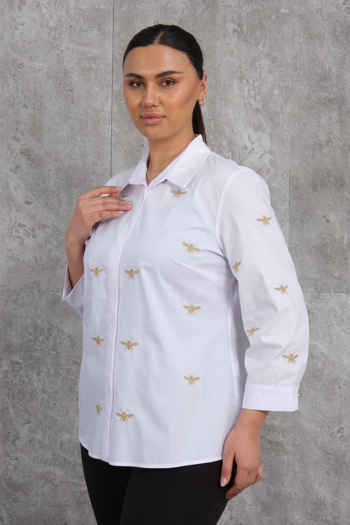 قميص بمقاسات سوبر كبيرة-الأبيض