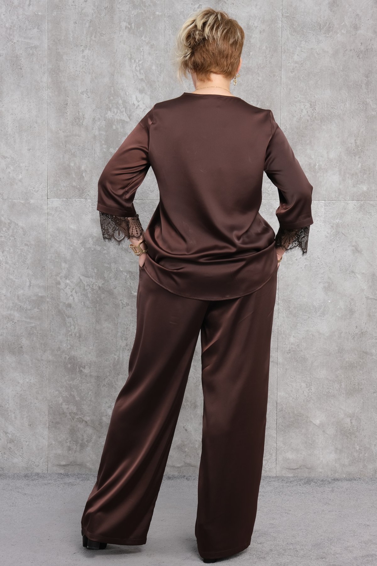 Комплект из двух предметов больших размеров-Коричневый