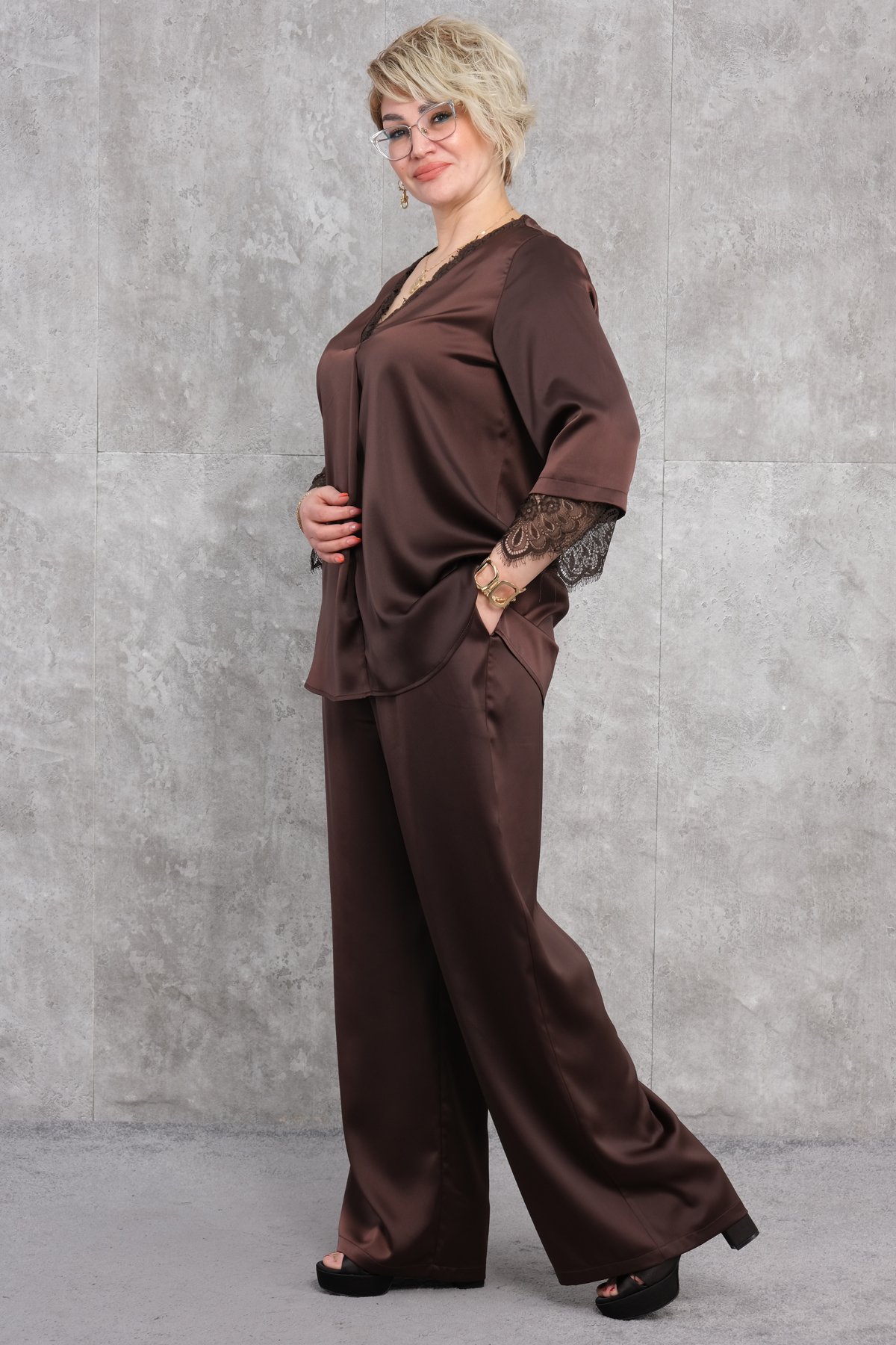 Комплект из двух предметов больших размеров-Коричневый