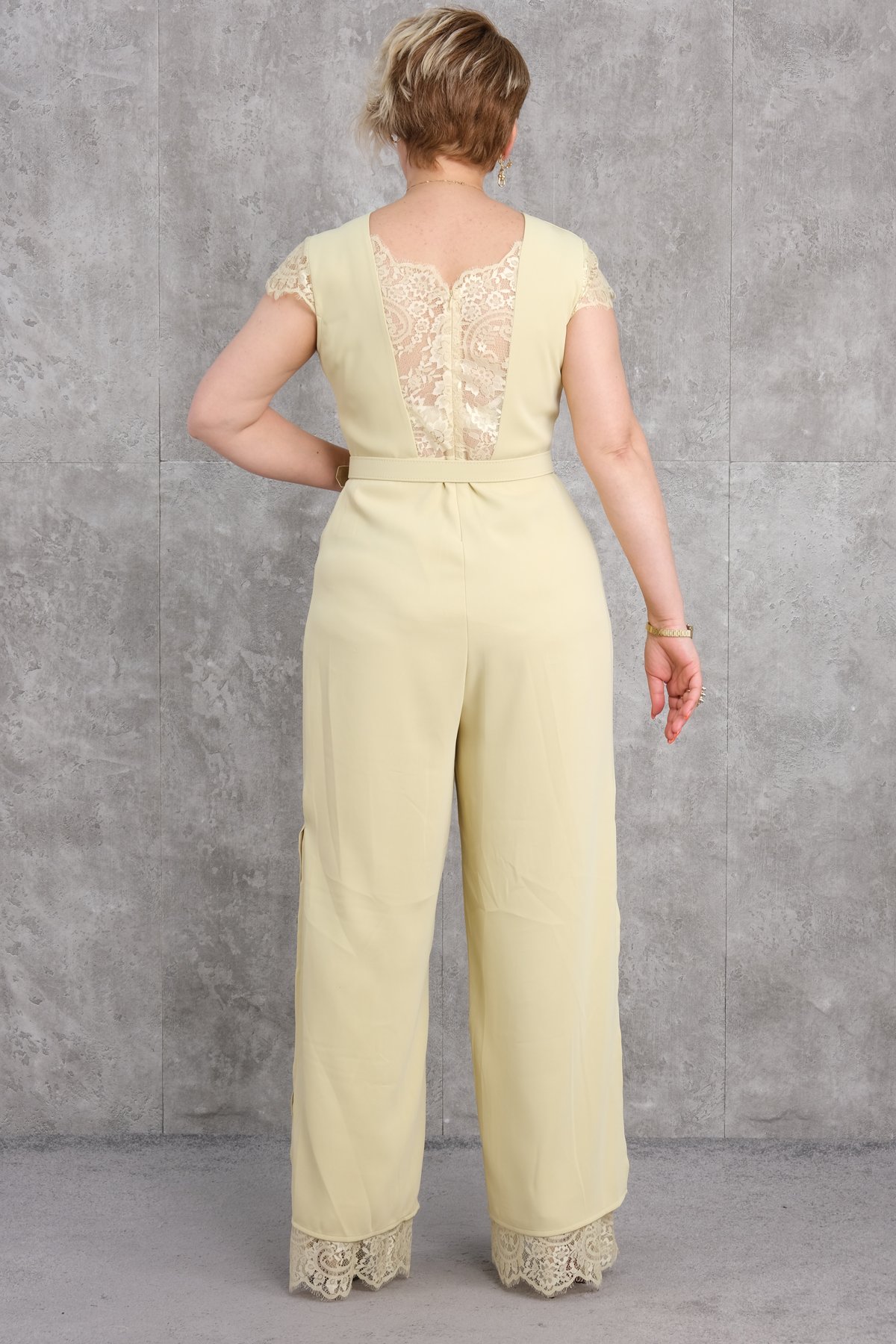 فستان مقاس كبير-الأصفر