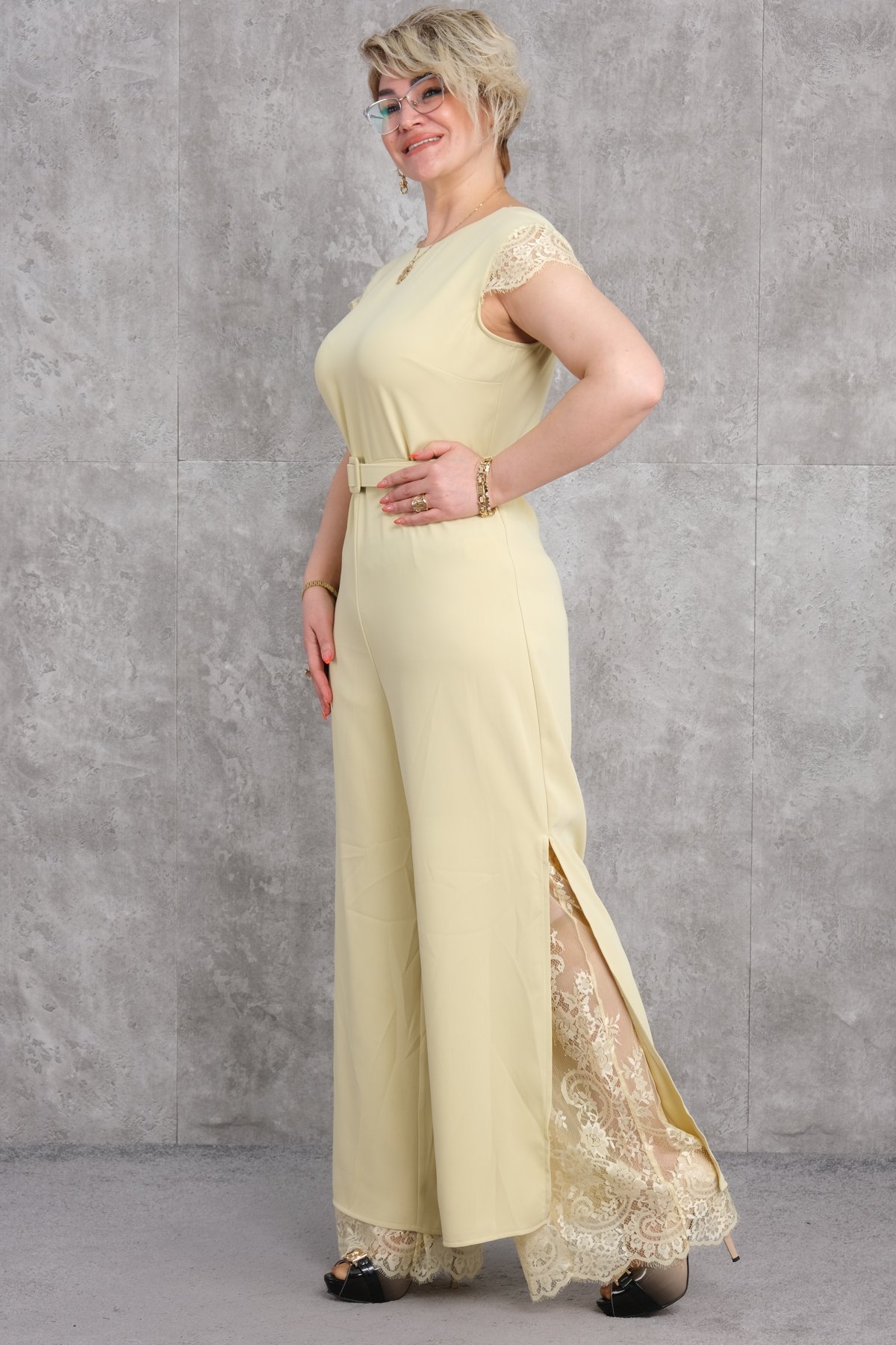 فستان مقاس كبير-الأصفر