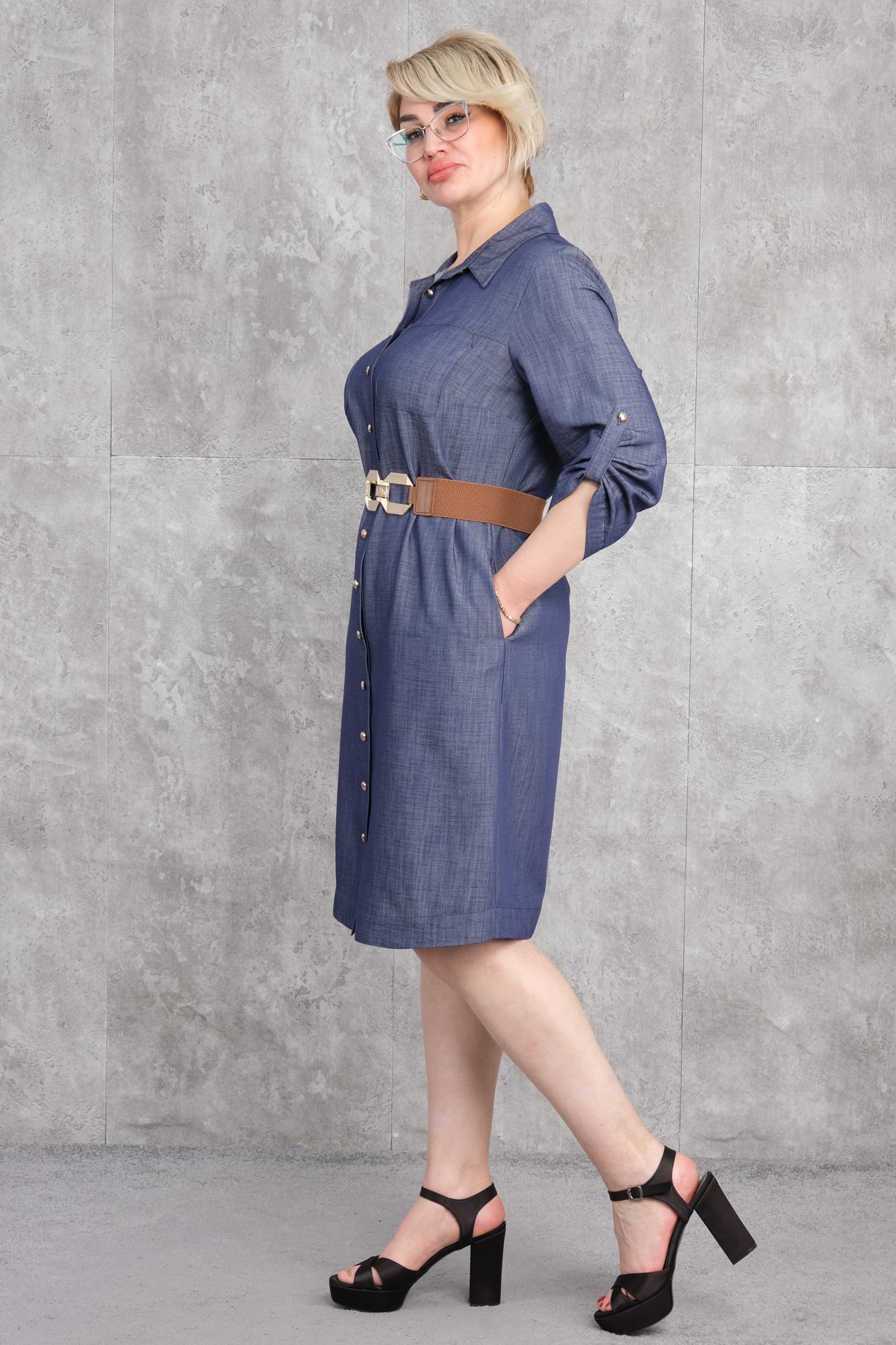 فستان مقاس كبير-الأزرق الغامق