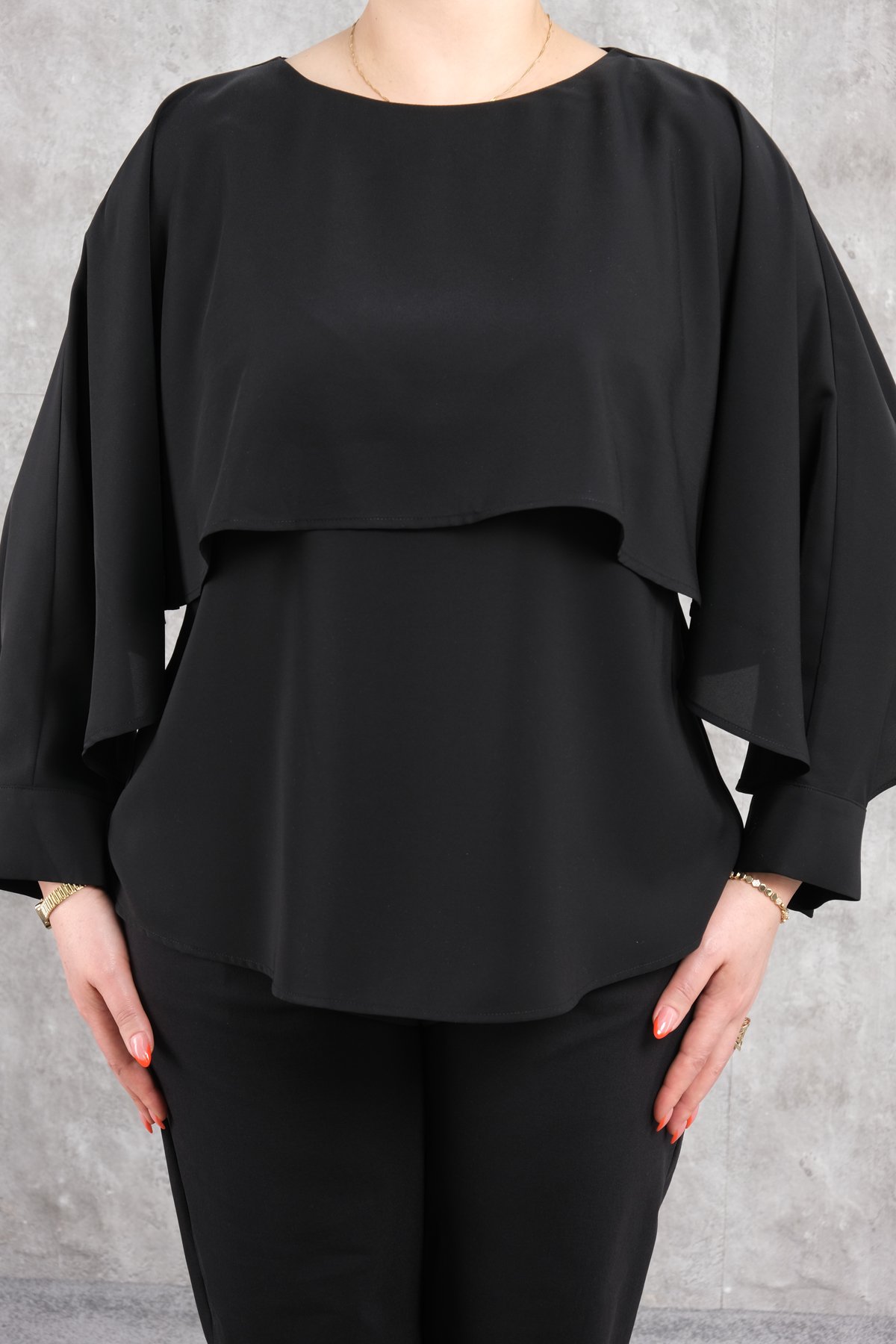 Блузка больших размеров-Черный