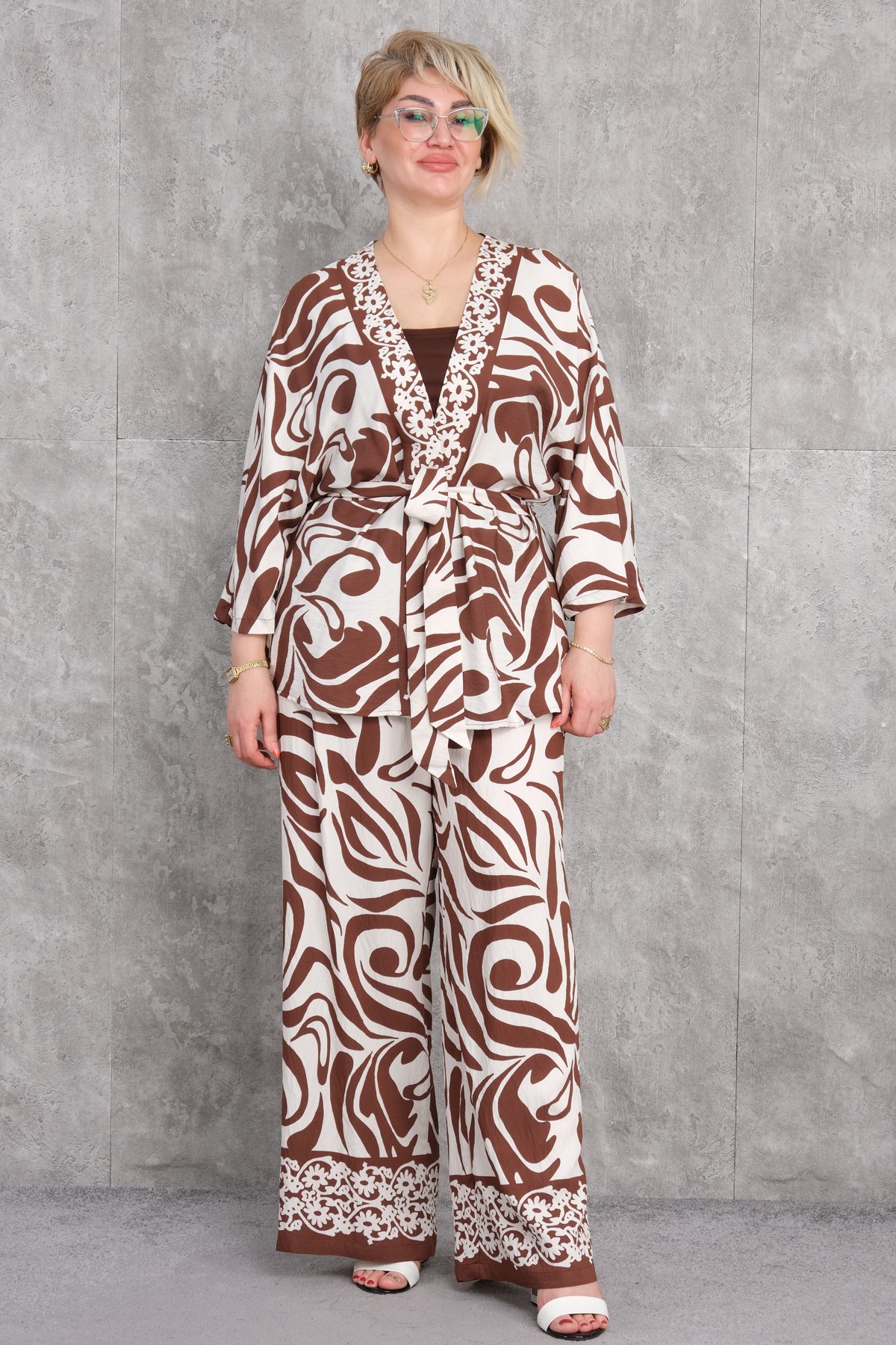 Super Plus Size Two-Piece Set-Brown