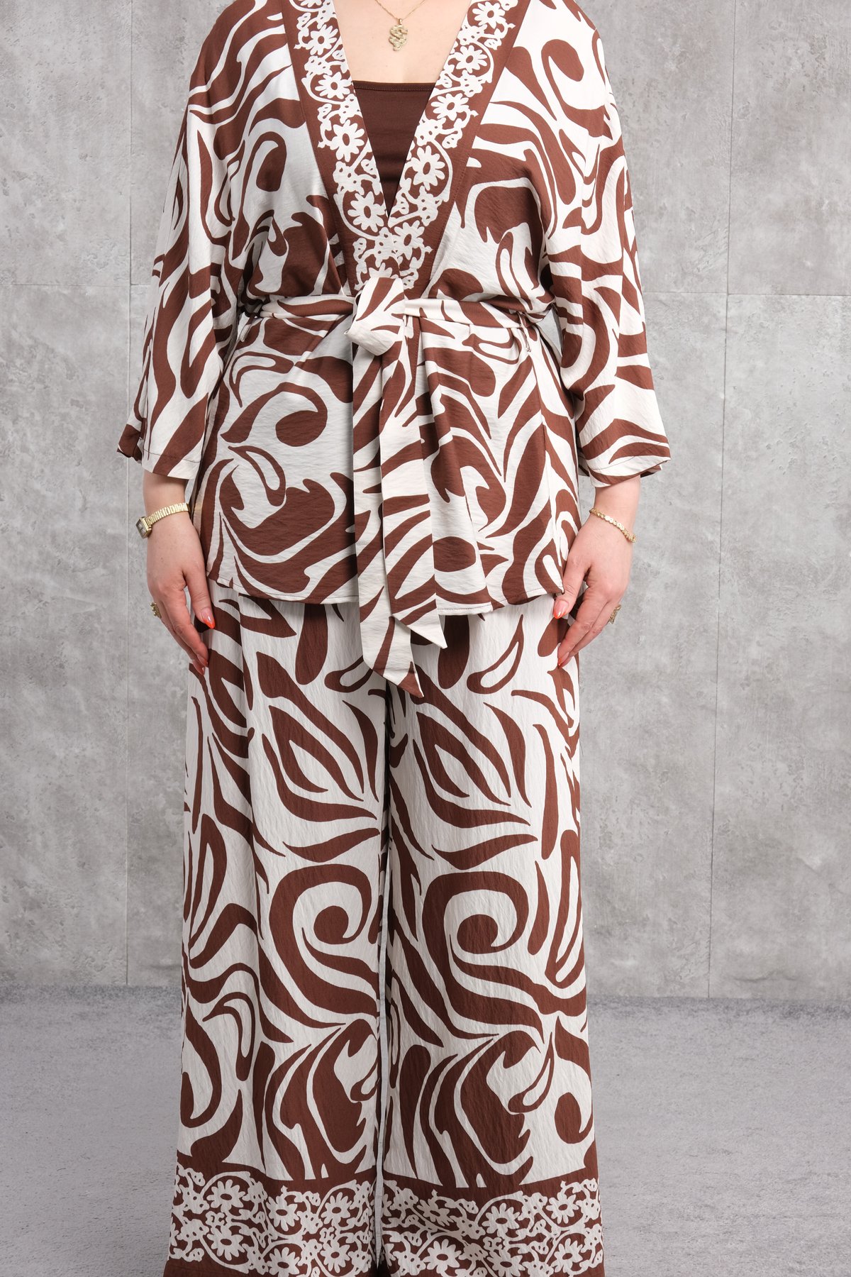 Super Plus Size Two-Piece Set-Brown