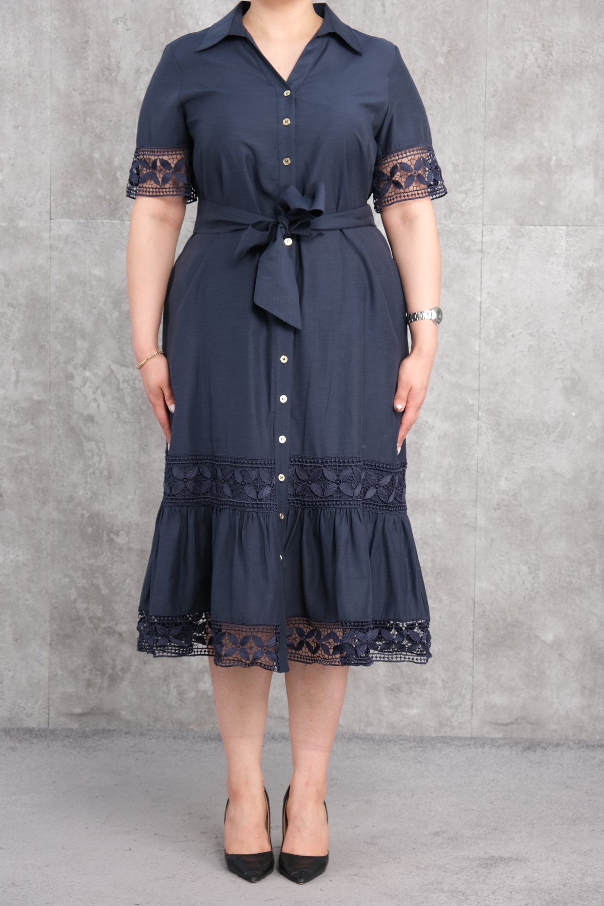 فستان بمقاسات سوبر كبيرة-اينديجو