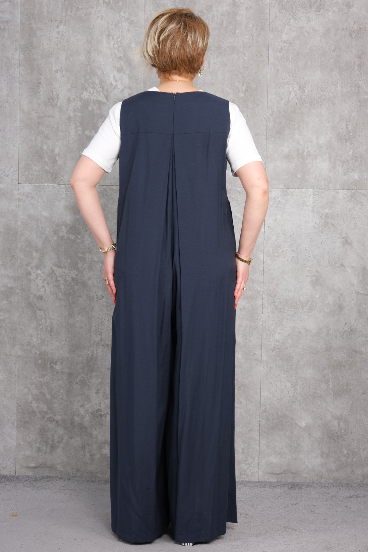 فستان مقاس كبير-الأزرق الغامق