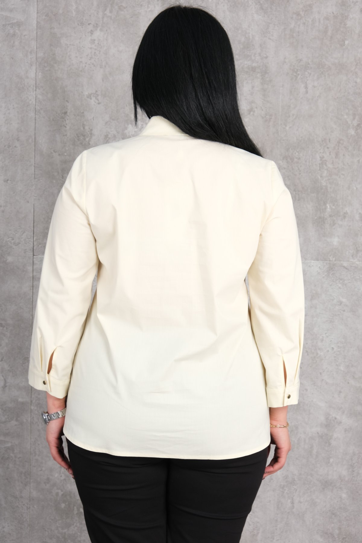 قميص مقاس كبير-الأصفر