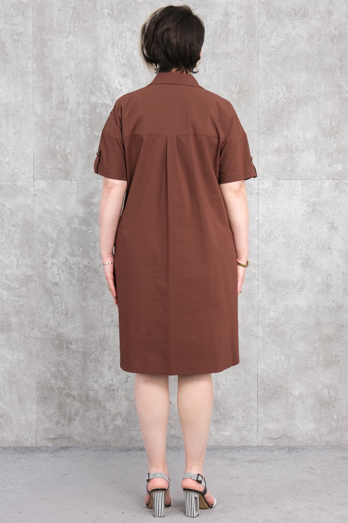 فستان مقاس كبير-البني