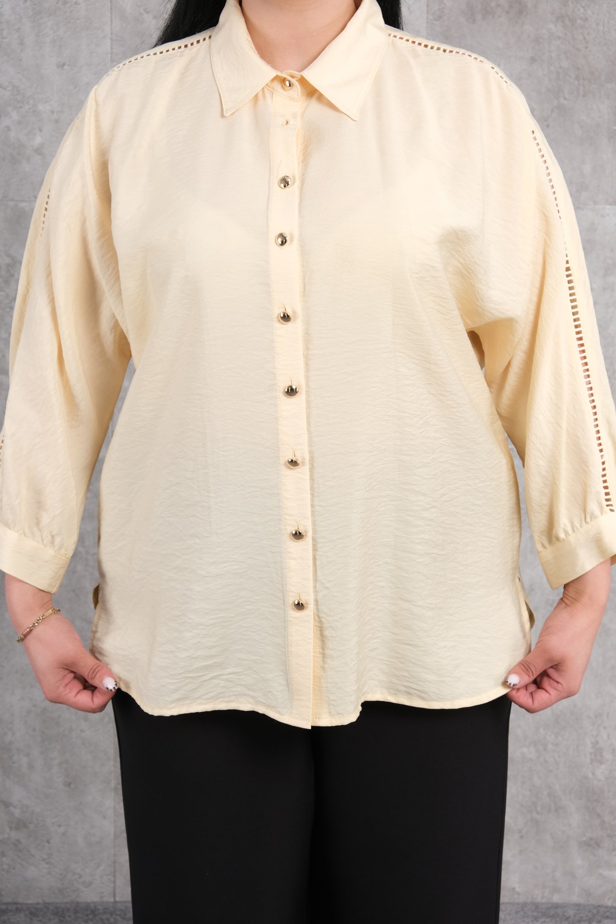 قميص مقاس كبير-الأصفر