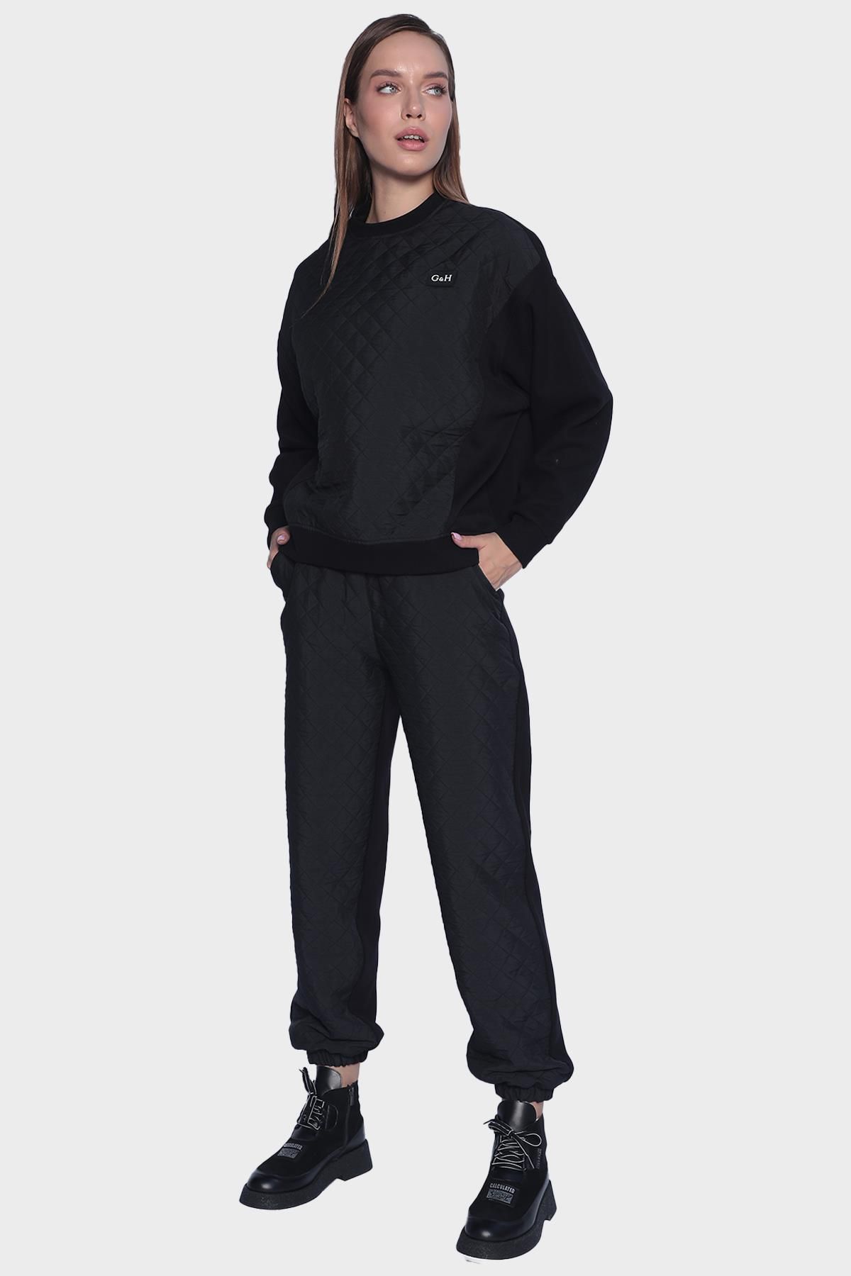 Womens Sports Style Quilted Sweatshirt and Sweatpants Set - Black