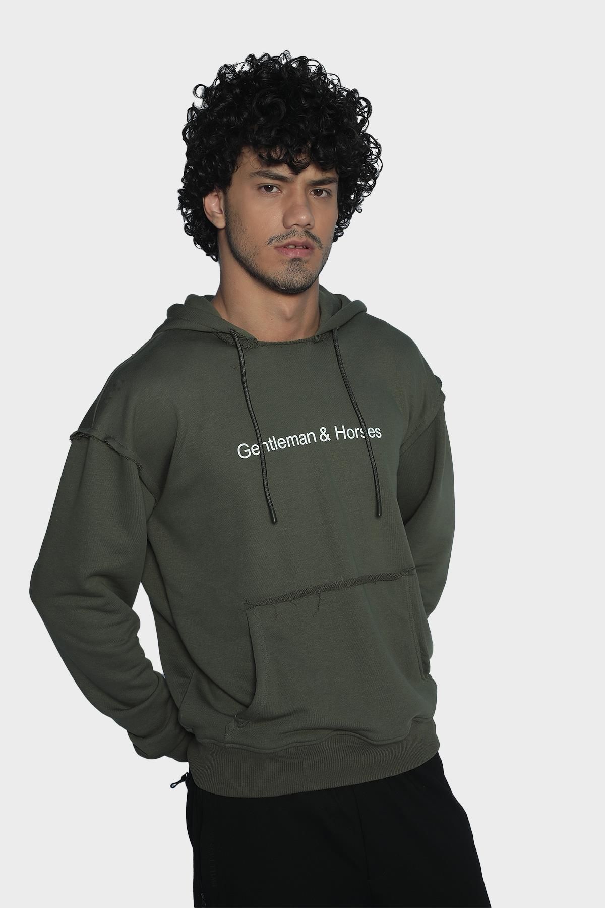 Uzun kollu baskılı cep detaylı unisex hoodie - Haki