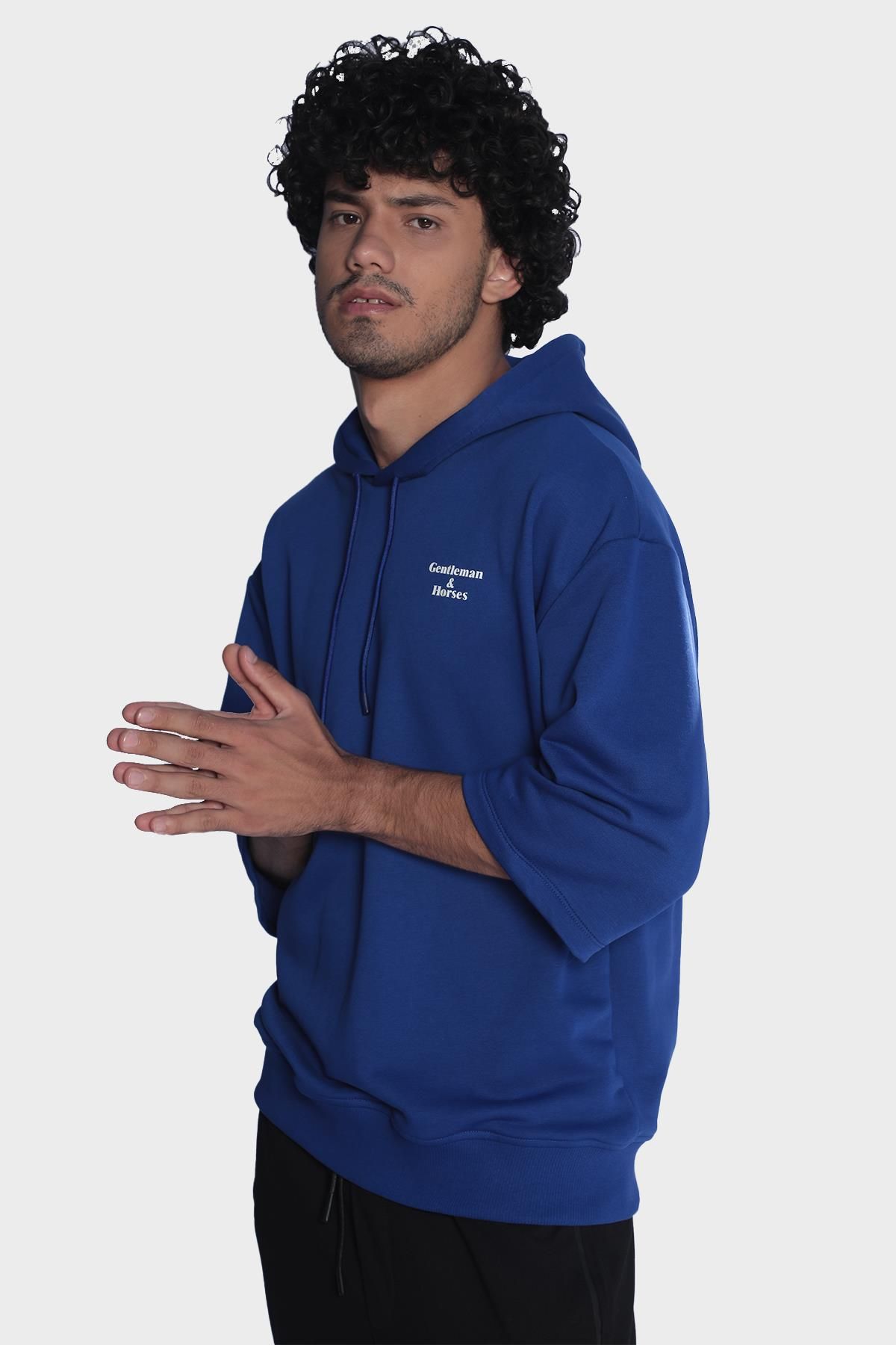 Erkek kapüşonlu kısa kollu kanguru cep detaytlı sweatshirt - Saks Mavi